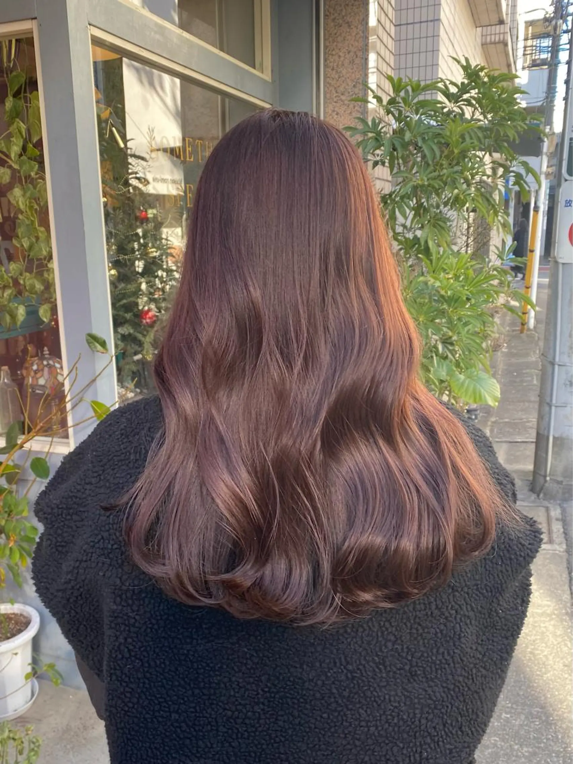 セミロング カラー ブラウンカラー ピンクカラー ピンクブラウン SALOWIN二子玉川South店所属・AYANO ／レイヤー／オリーブのヘアスタイル