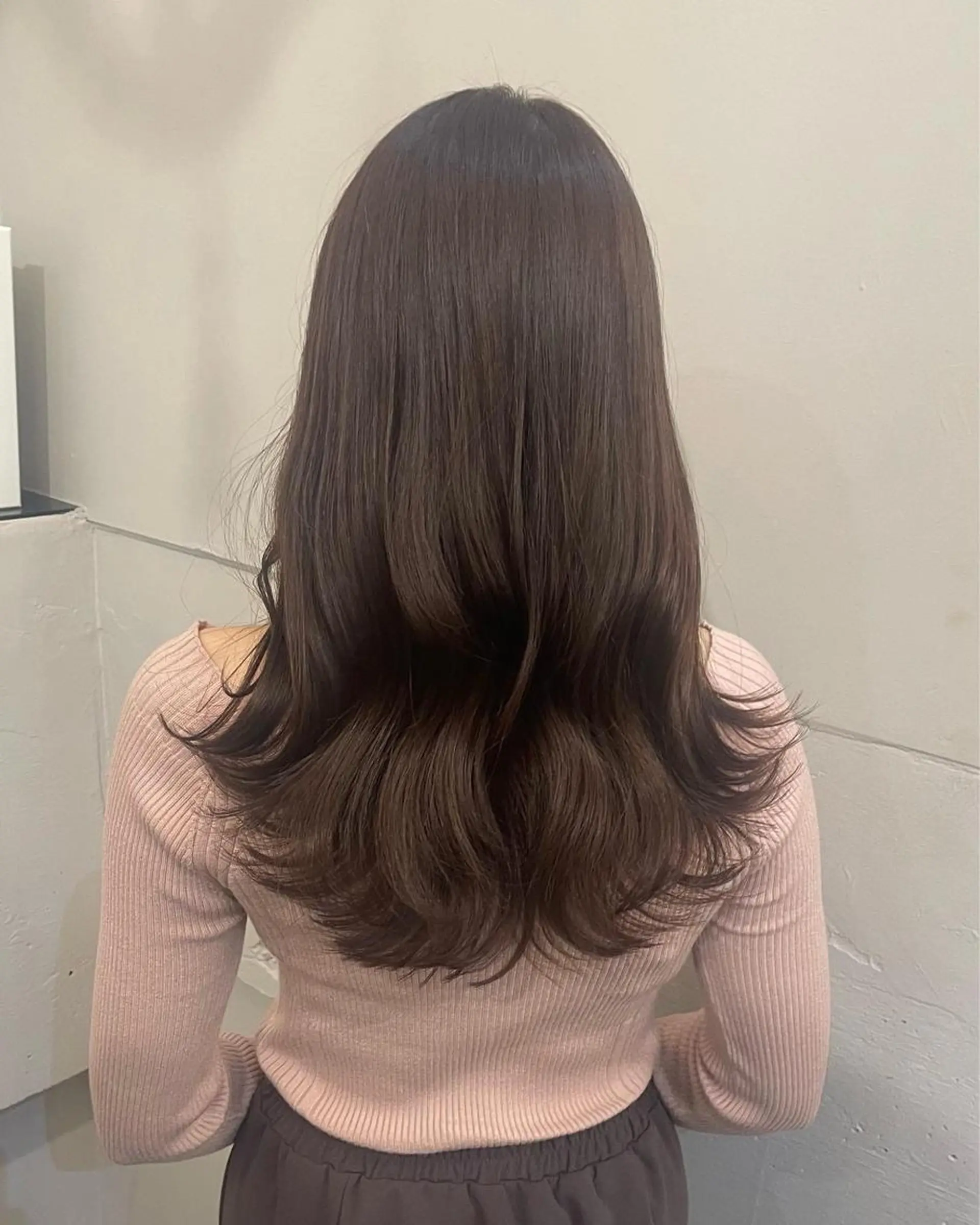 セミロング カラー ハイトーンカラー くびれヘア エギョモリ 顔まわりレイヤー 韓国風ヘア カット トリートメント 横浜/レイヤーカット /韓国ヘア/佐藤記正のヘアスタイル