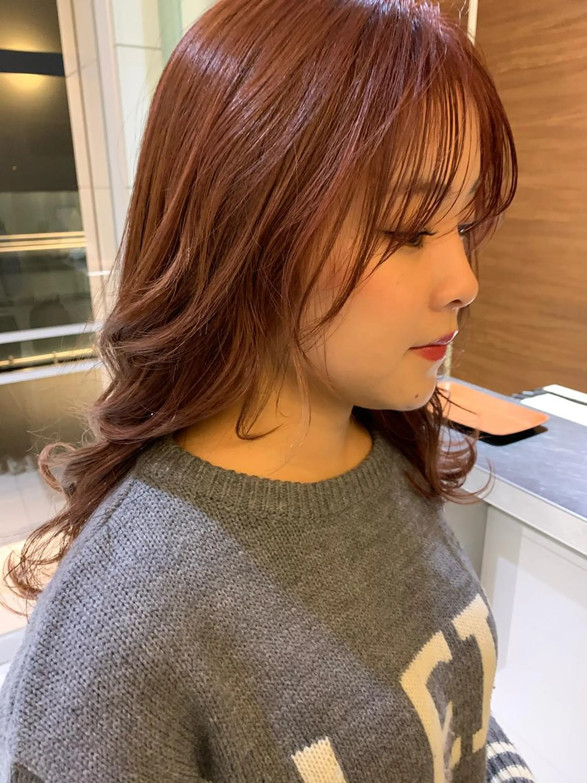 セミロング カラー ベージュカラー ピンクカラー ピンクベージュ シースルーバング 髪質改善サロン 心斎橋ARCHEのヘアスタイル