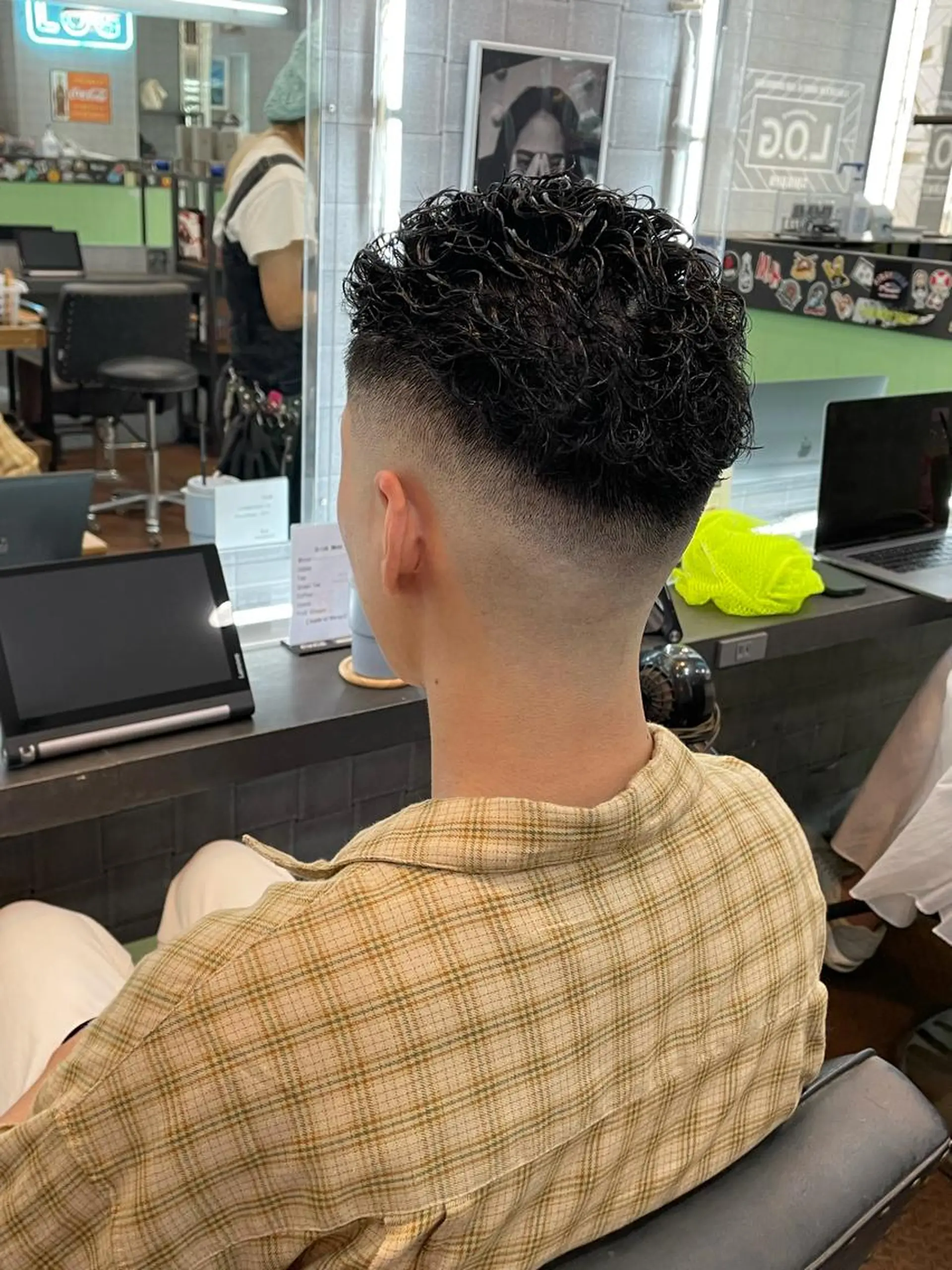 パーマ メンズ フェードカット スキンフェード カット 渋谷/フェード/ 國分 翔のヘアスタイル