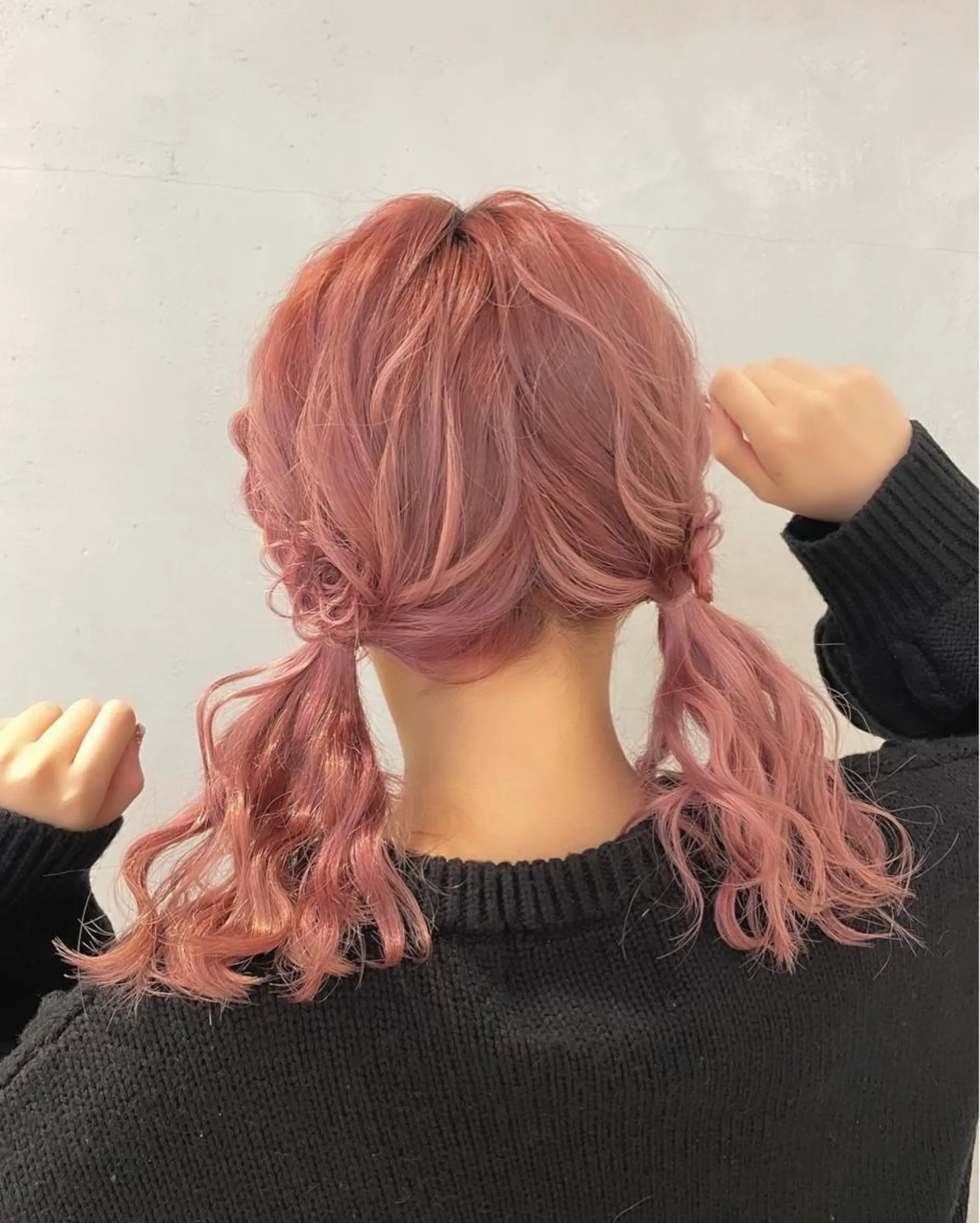 ミディアム カラー ヘアアレンジ 耳つぼ屋さん ‎🤍りりのヘアスタイル