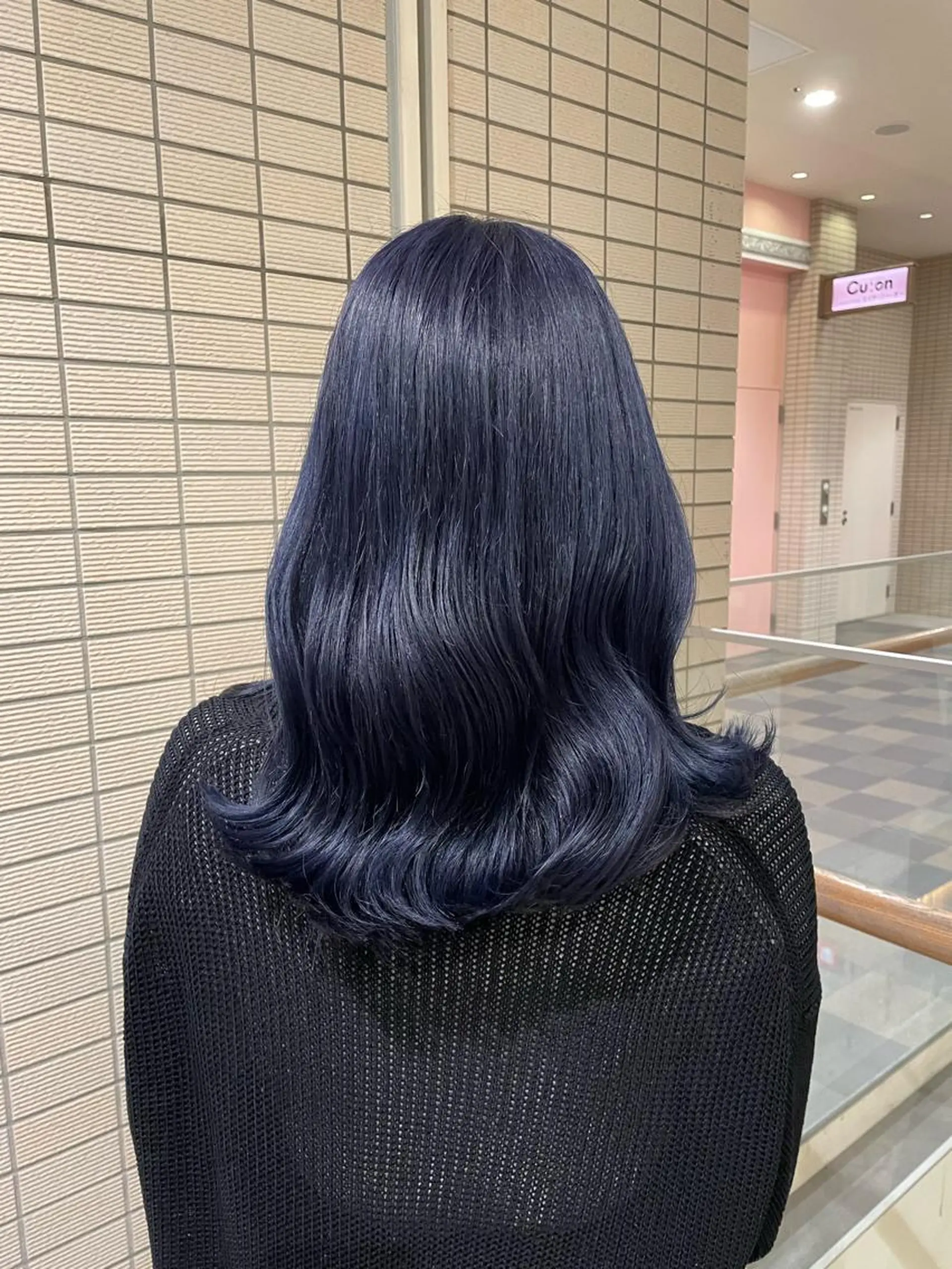 セミロング ヘアカラー KANA🌷 髪質改善のヘアスタイル
