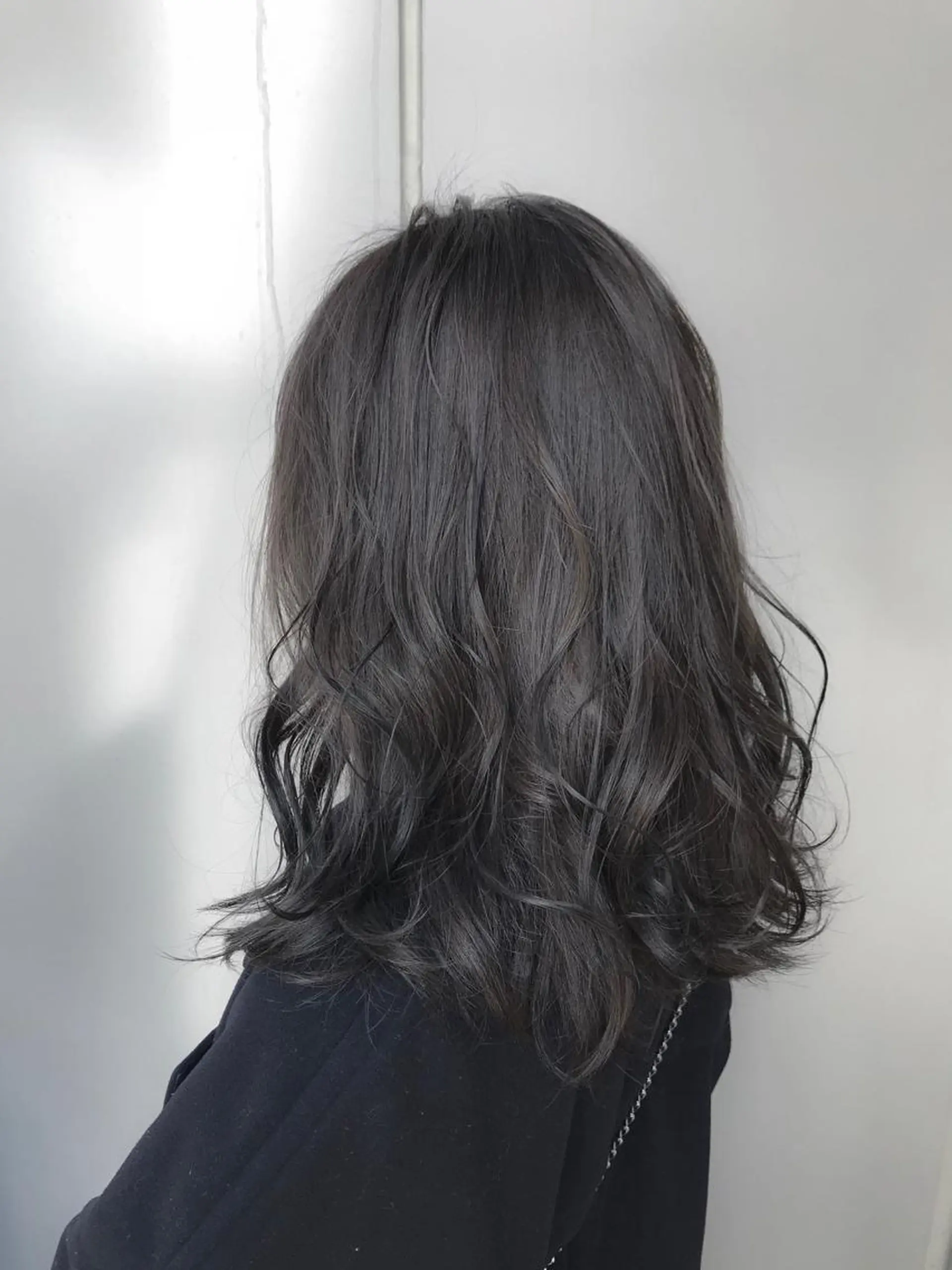 ミディアム カラー 【透明感、艶髪】西村 有司のヘアスタイル