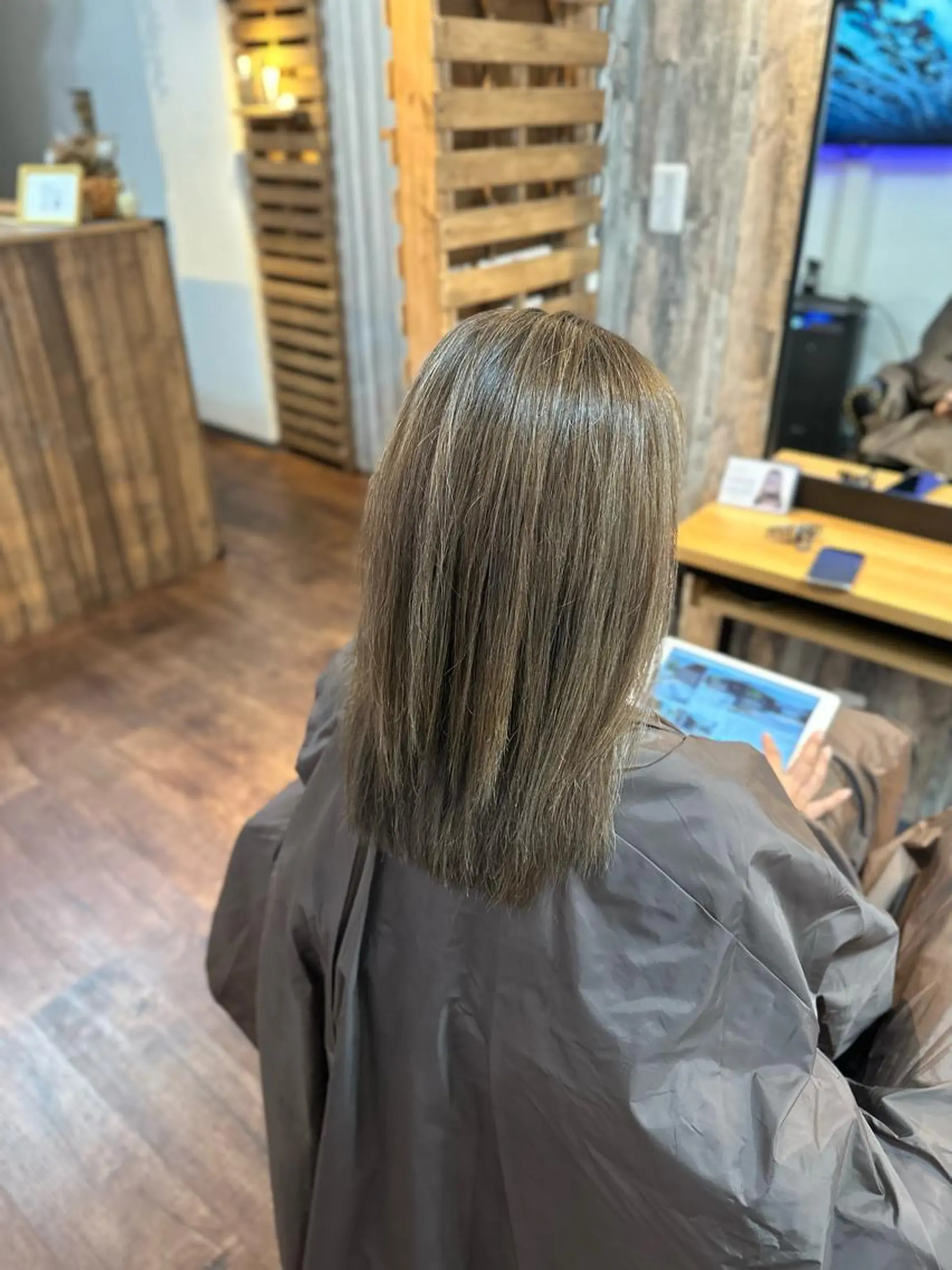 ミディアム カラー ヘアカラー Luzir⭐︎ GEN⭐︎のヘアスタイル