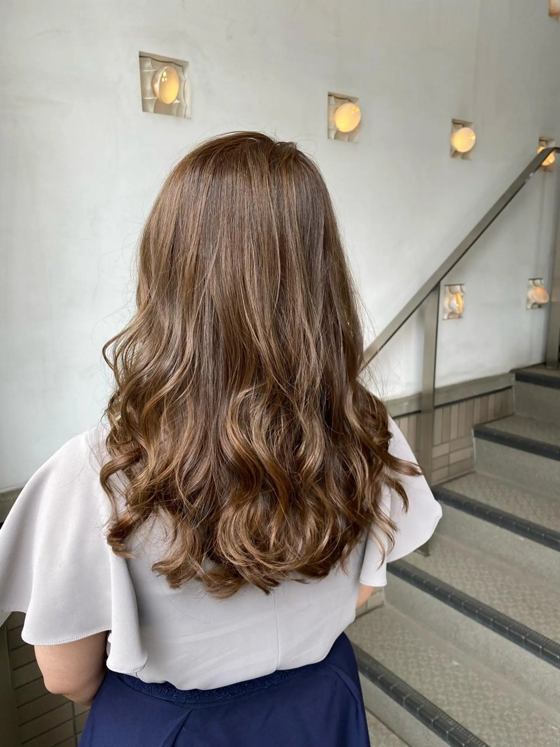 ロング カラー ベージュカラー オリーブベージュ レイヤーカット カット ヘアカラー トリートメント 統括マネージャー/ 髪のドクター/前原悟のヘアスタイル