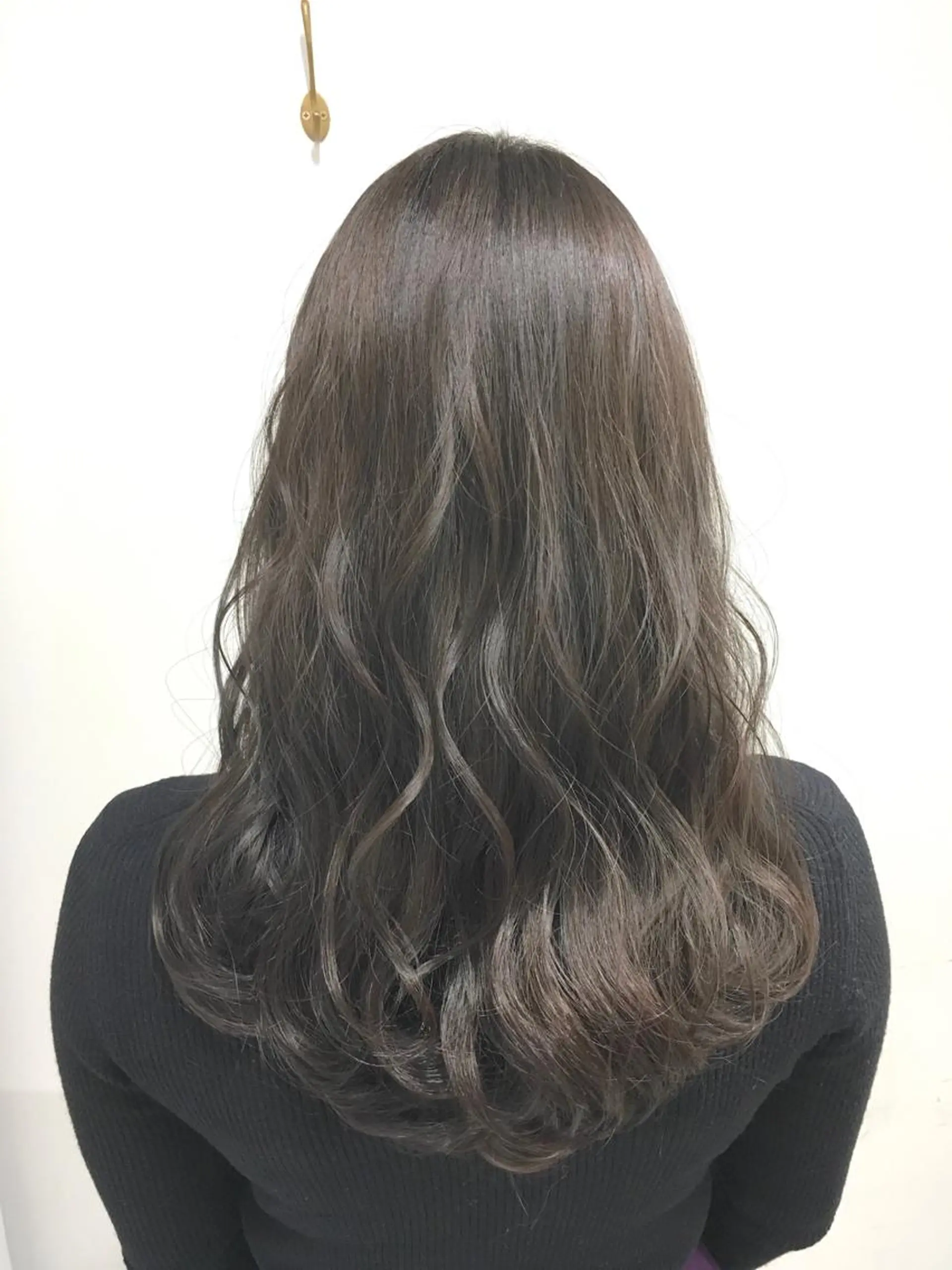 ロング カラー グレージュ ハイライトカラー ハイライト ヘアカラー トリートメント ヘアセット yoshi ☆のヘアスタイル