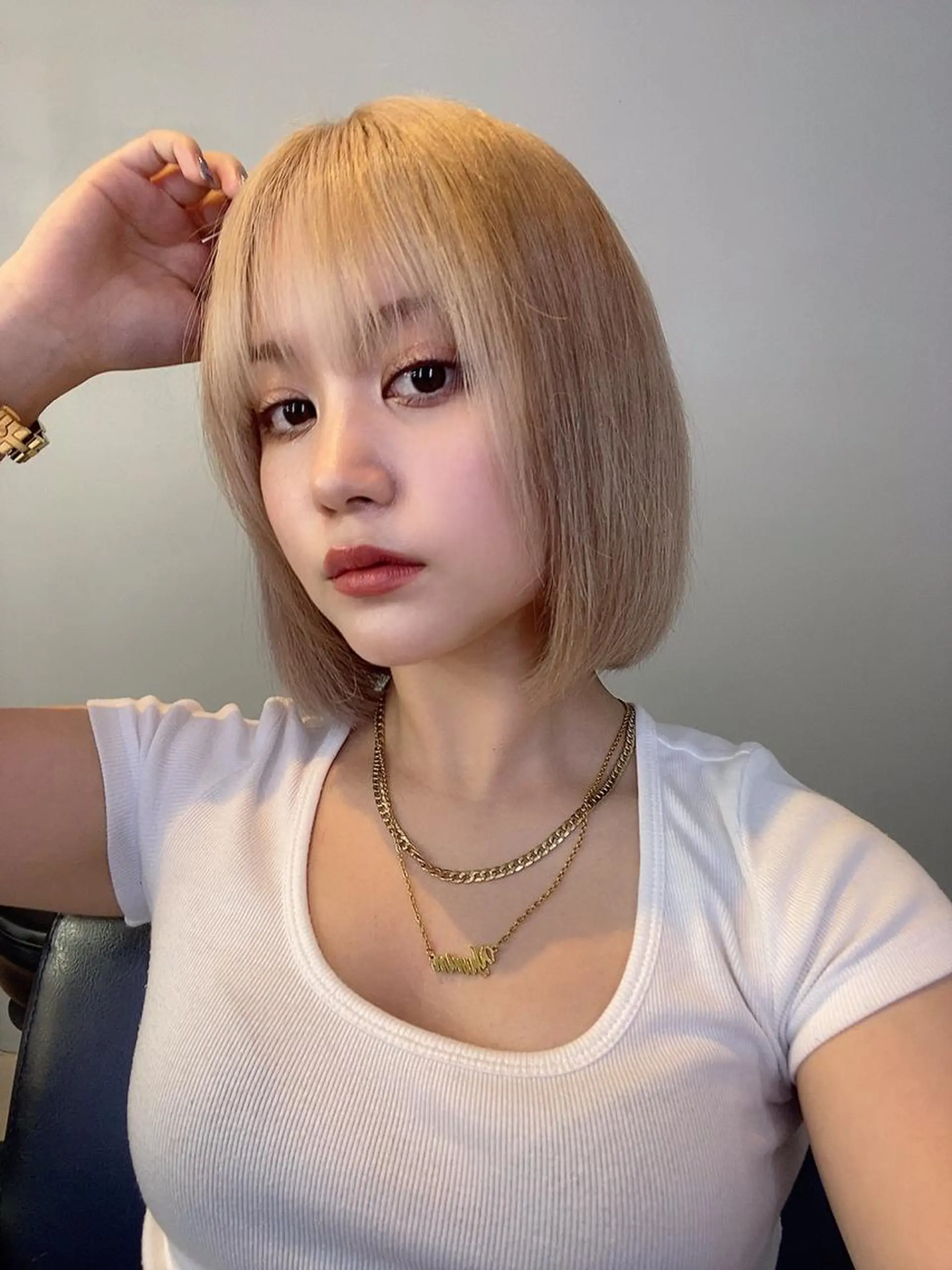 ショート カラー ヘアアレンジ 結婚式・ブライダル アッシュ アッシュブラウン バレイヤージュ ベージュカラー カット ヘアカラー トリートメント 韓国風×透明感カラー 髪質改善オタベシンヤのヘアスタイル