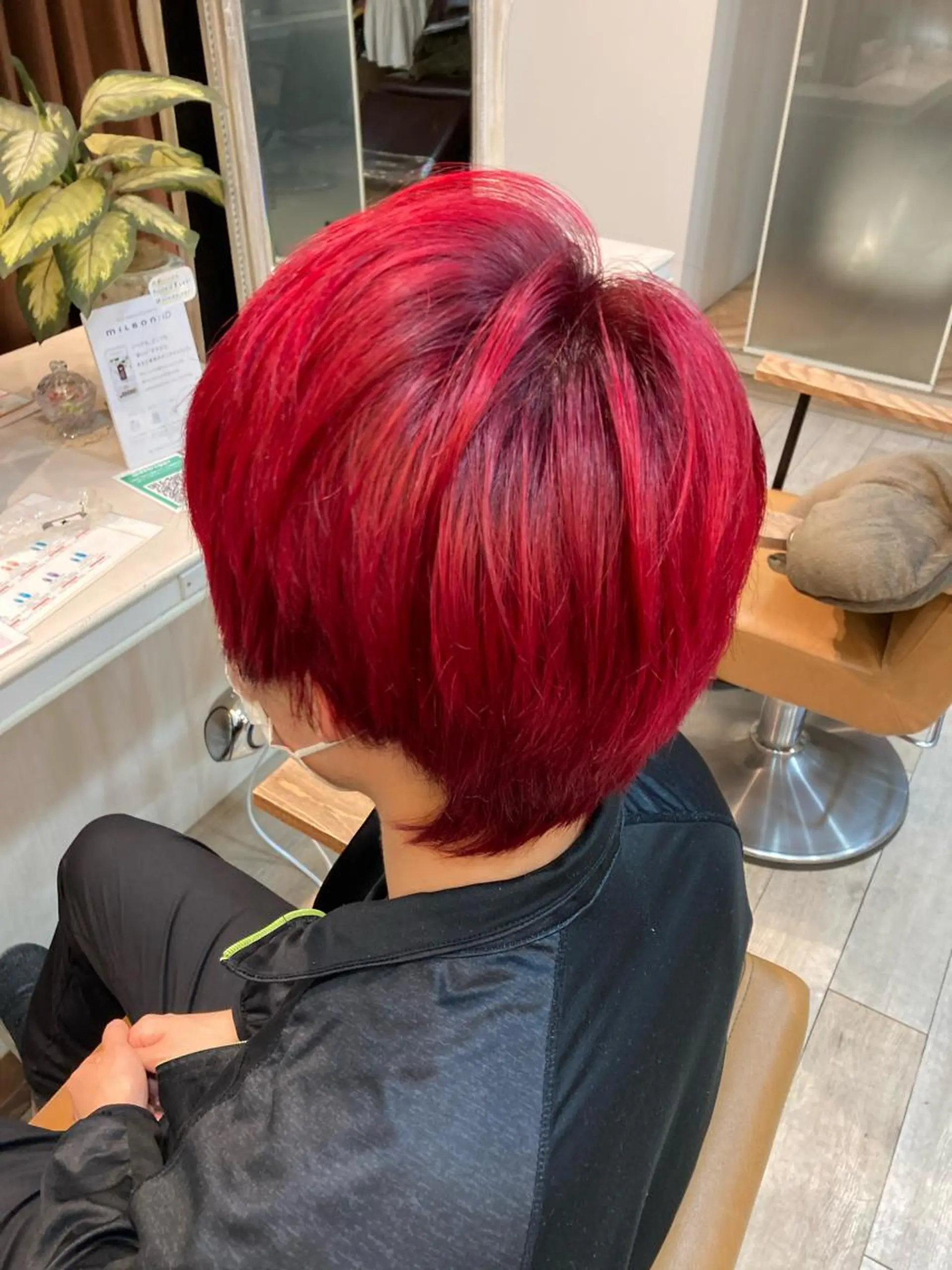 カラー ブリーチ 透明感カラー ハイトーンカラー waRin syamp&headのヘアスタイル