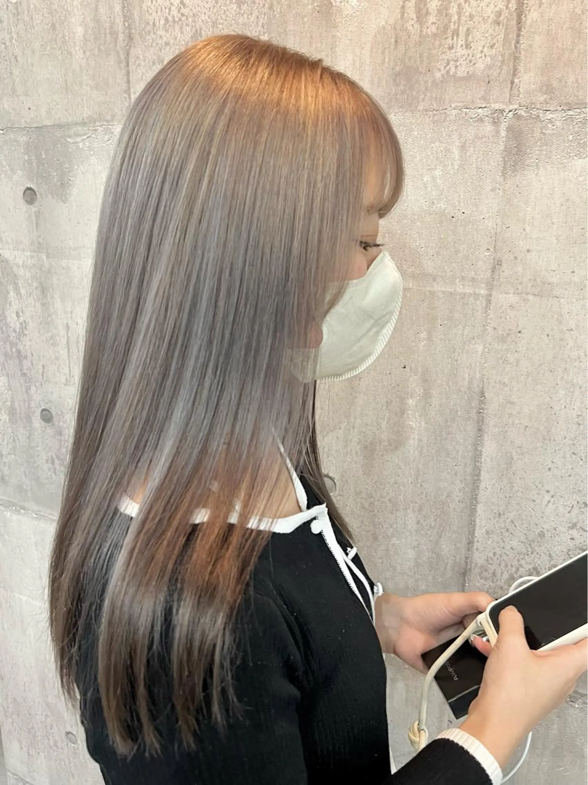 ロング カラー ベージュカラー ホワイトベージュ ヘアカラー トリートメント 興津/韓国レイヤー ダブルカラー美髪縮毛のヘアスタイル