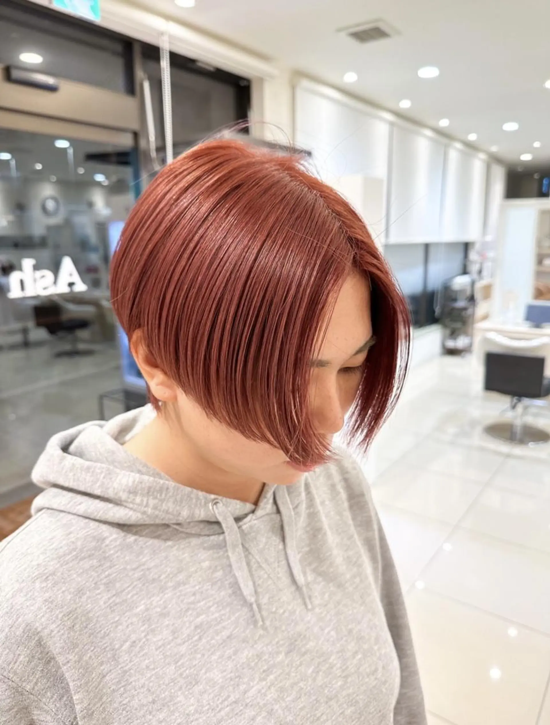 ショート ヘアカラー 🌟縮毛矯正モデル募 集🐶ayane🐶のヘアスタイル