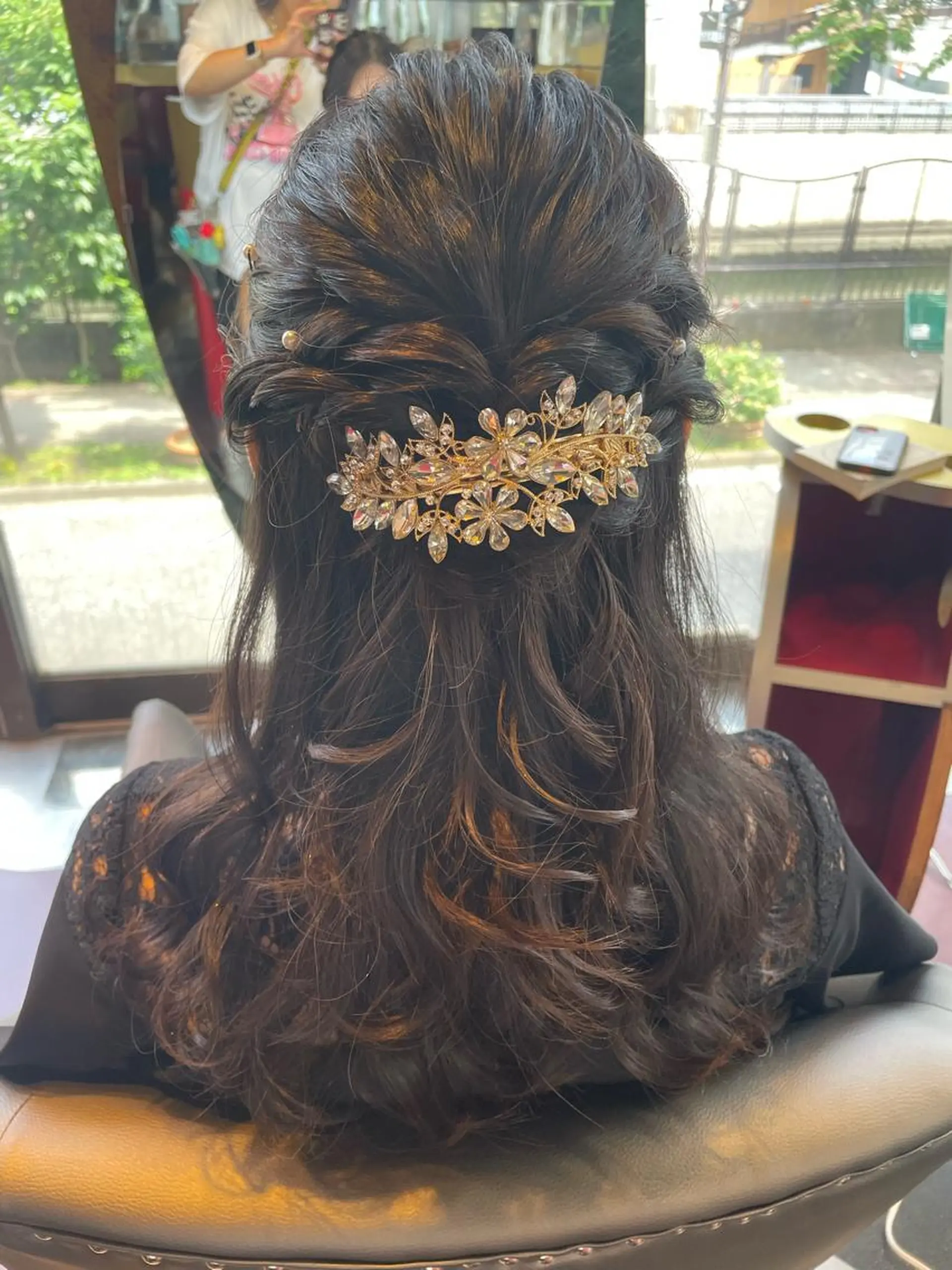 セミロング ヘアアレンジ ハーフアップ 結婚式・ブライダル 👑派手髪/カット 👑ANRYのヘアスタイル