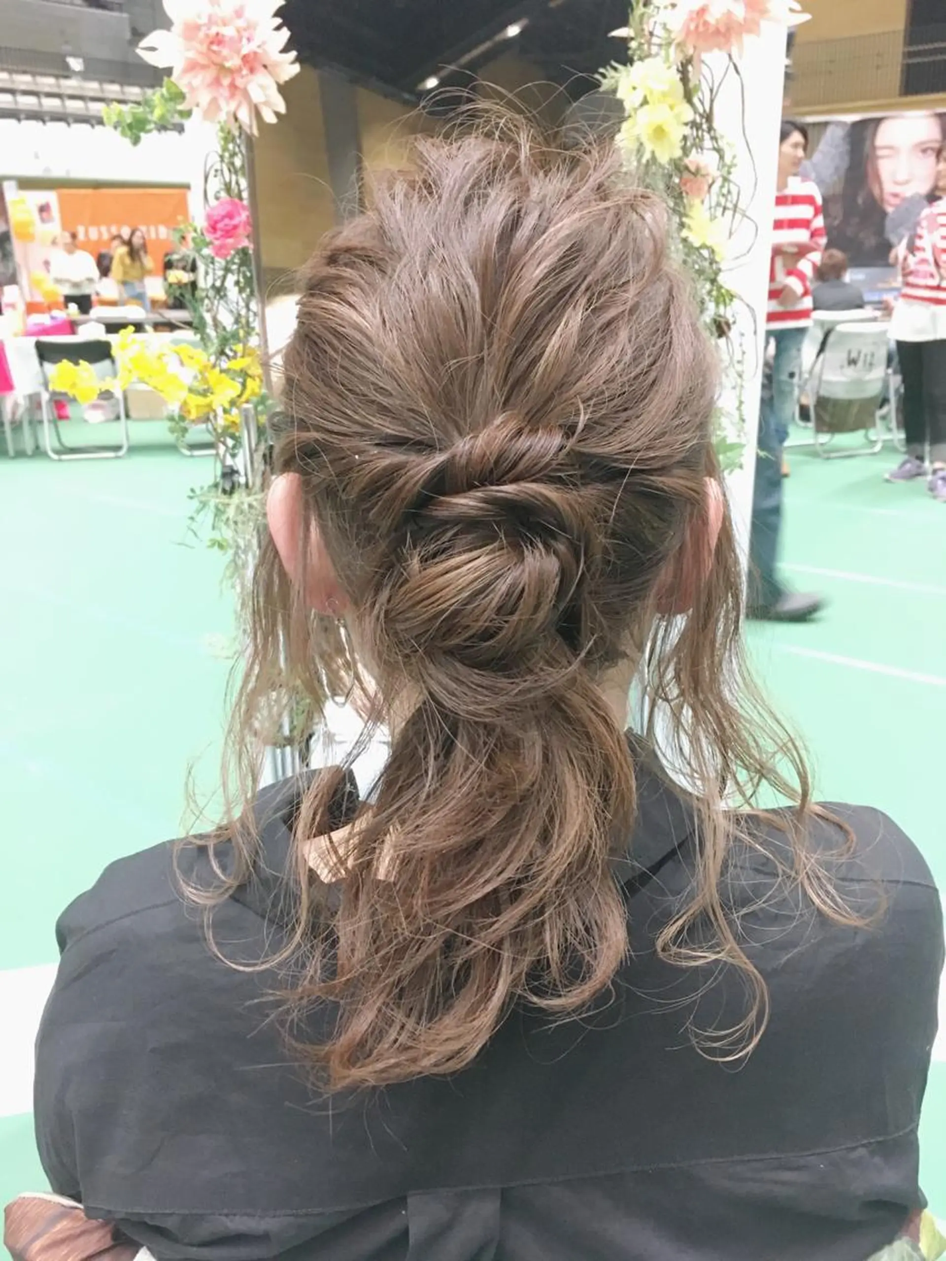 セミロング ヘアアレンジ 栗林 実莉のネイルデザイン