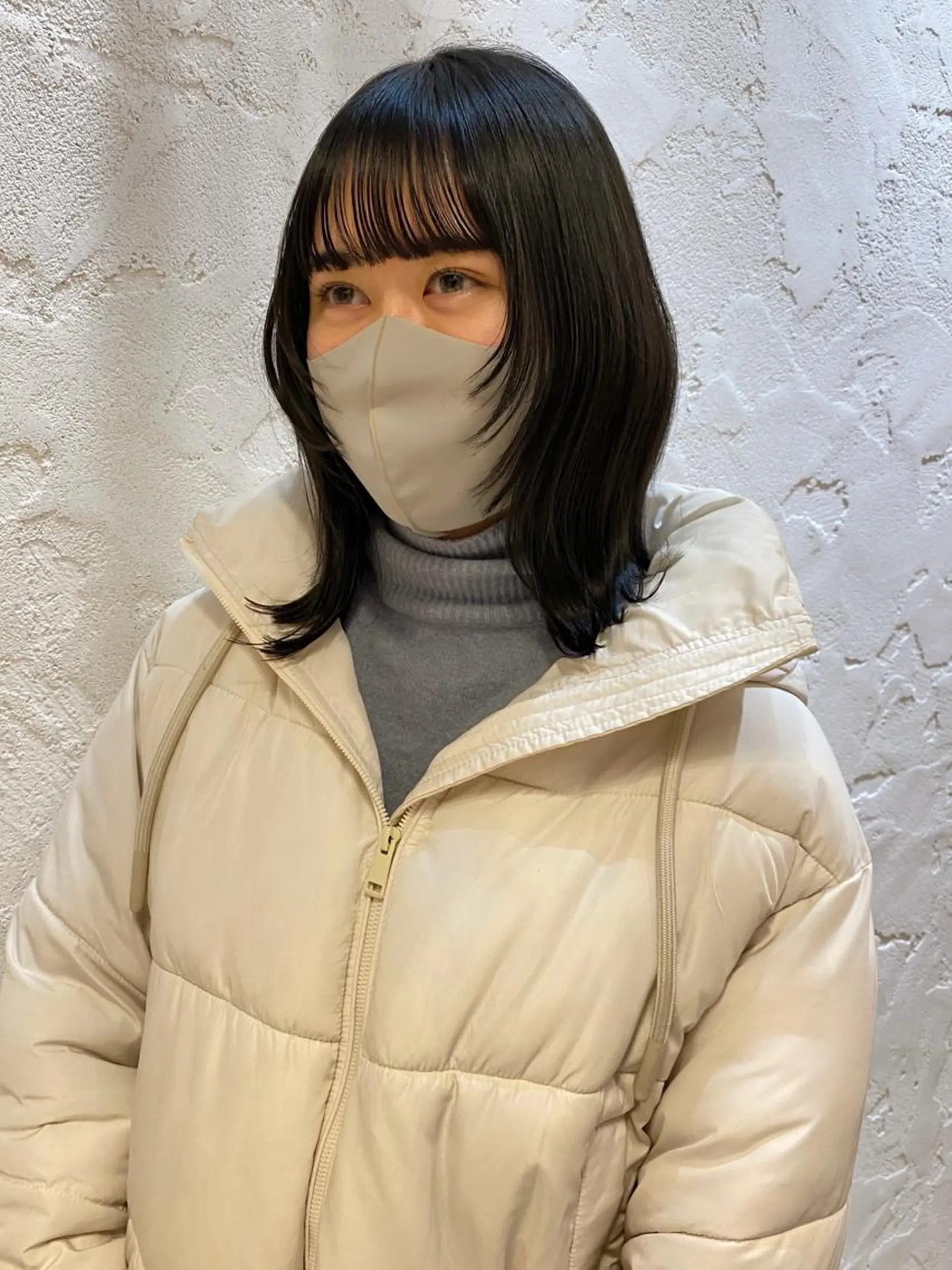 ミディアム カラー グレージュ 顔まわりレイヤー レイヤーカット 🌟アレンジが似合う カラー🌟Rumiのヘアスタイル