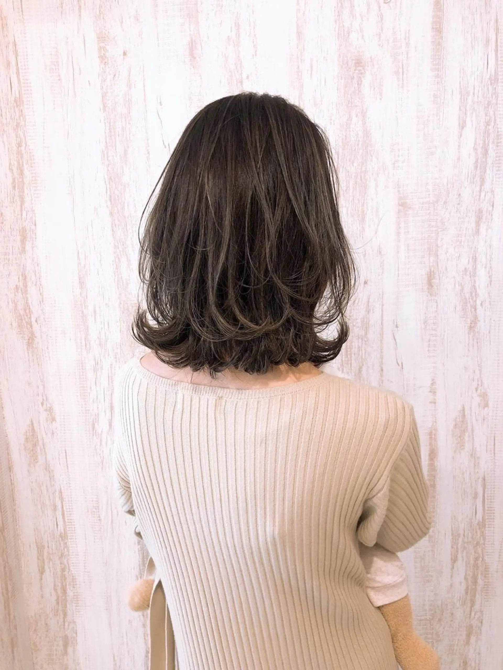 ミディアム 小野 明日香のヘアスタイル