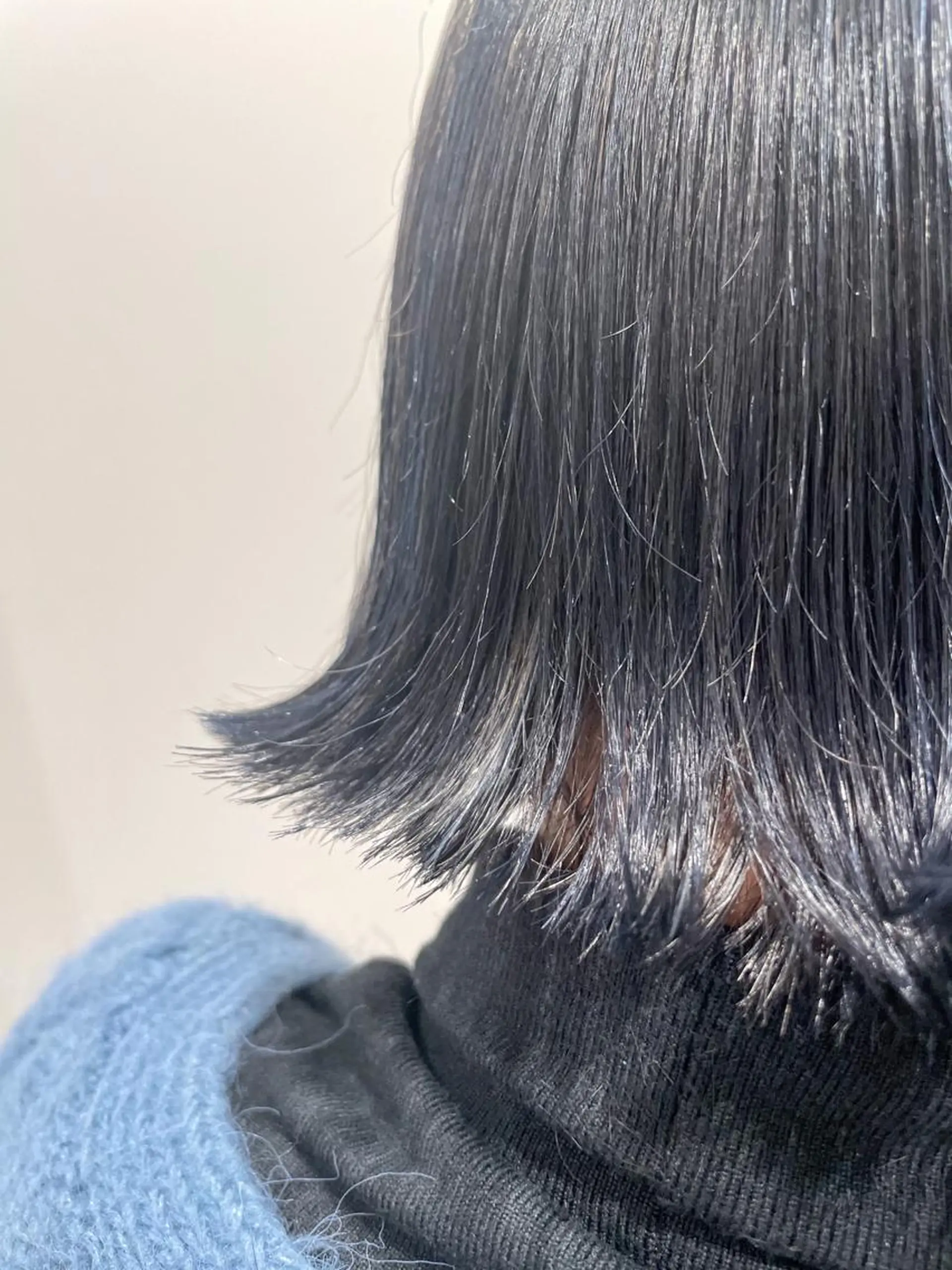 ミディアム カラー ブルーカラー ハイライトカラー ハイライト カット ヘアカラー トリートメント センスをお届けします 大谷将生infpのヘアスタイル