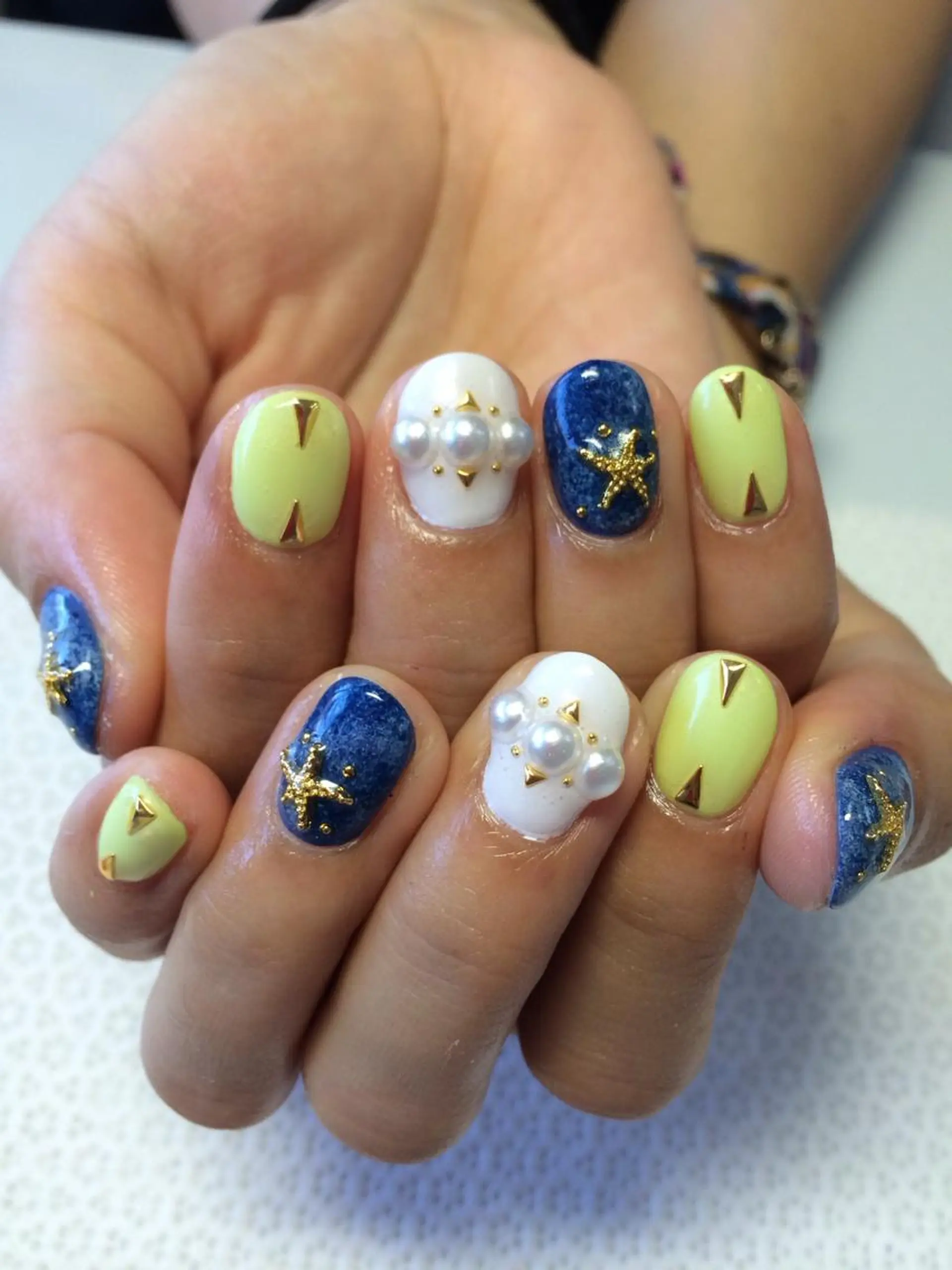 ネイル VIOLUS所属・VIOLUS 関目のネイルデザイン