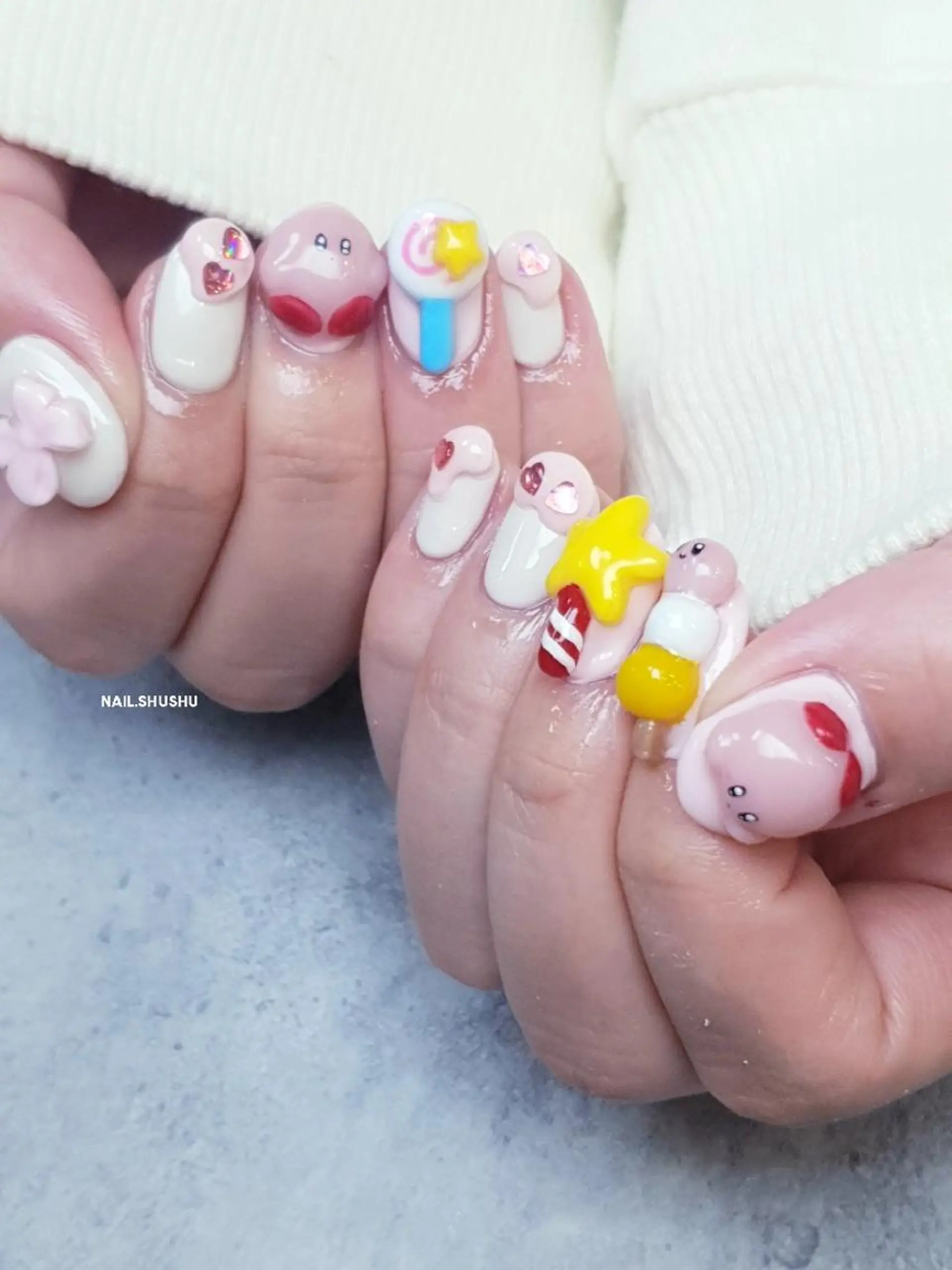 ネイル アートネイル 韓国ネイル 持ち込み ニュアンスネイル シンプルネイル 3dパーツ/流行り 👧shushu❤️のネイルデザイン