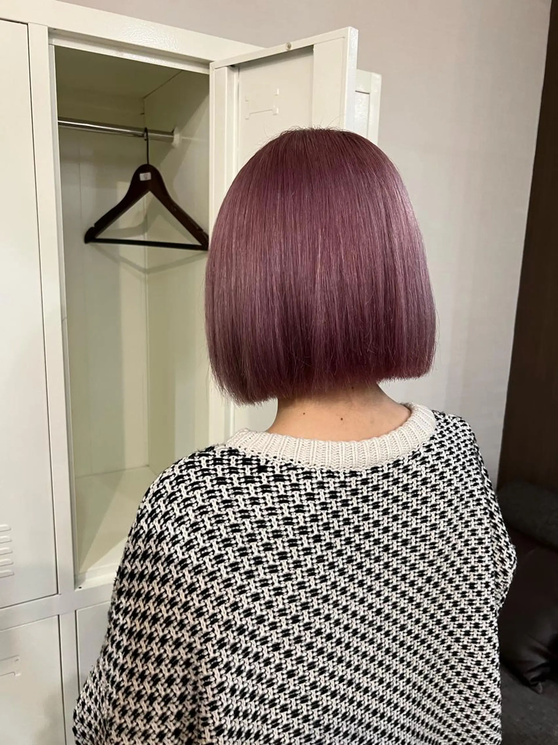 ミディアム カラー ピンクカラー 黒田 愛梨のヘアスタイル