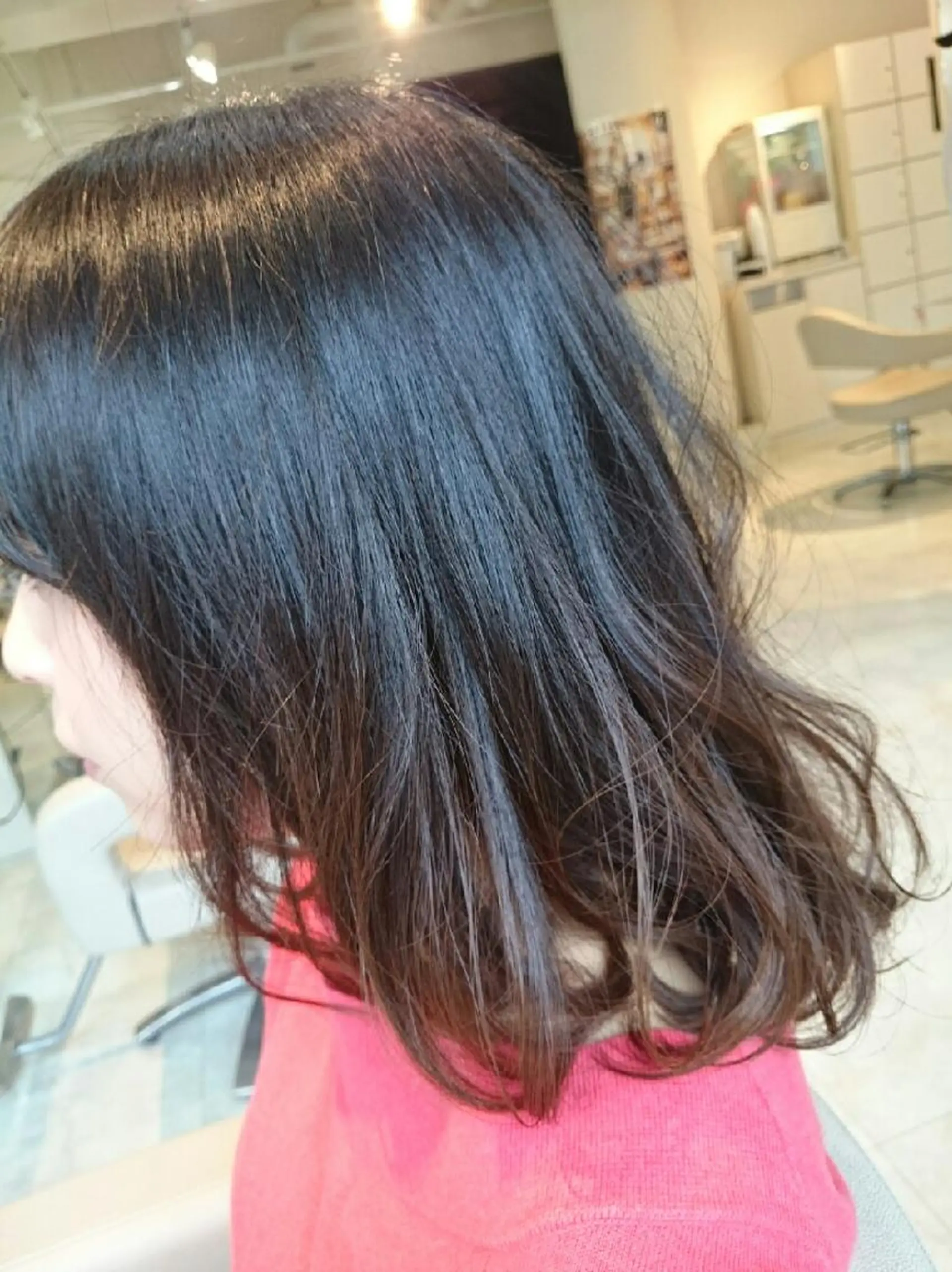 ミディアム 縮毛矯正 浦川 敬太のヘアスタイル