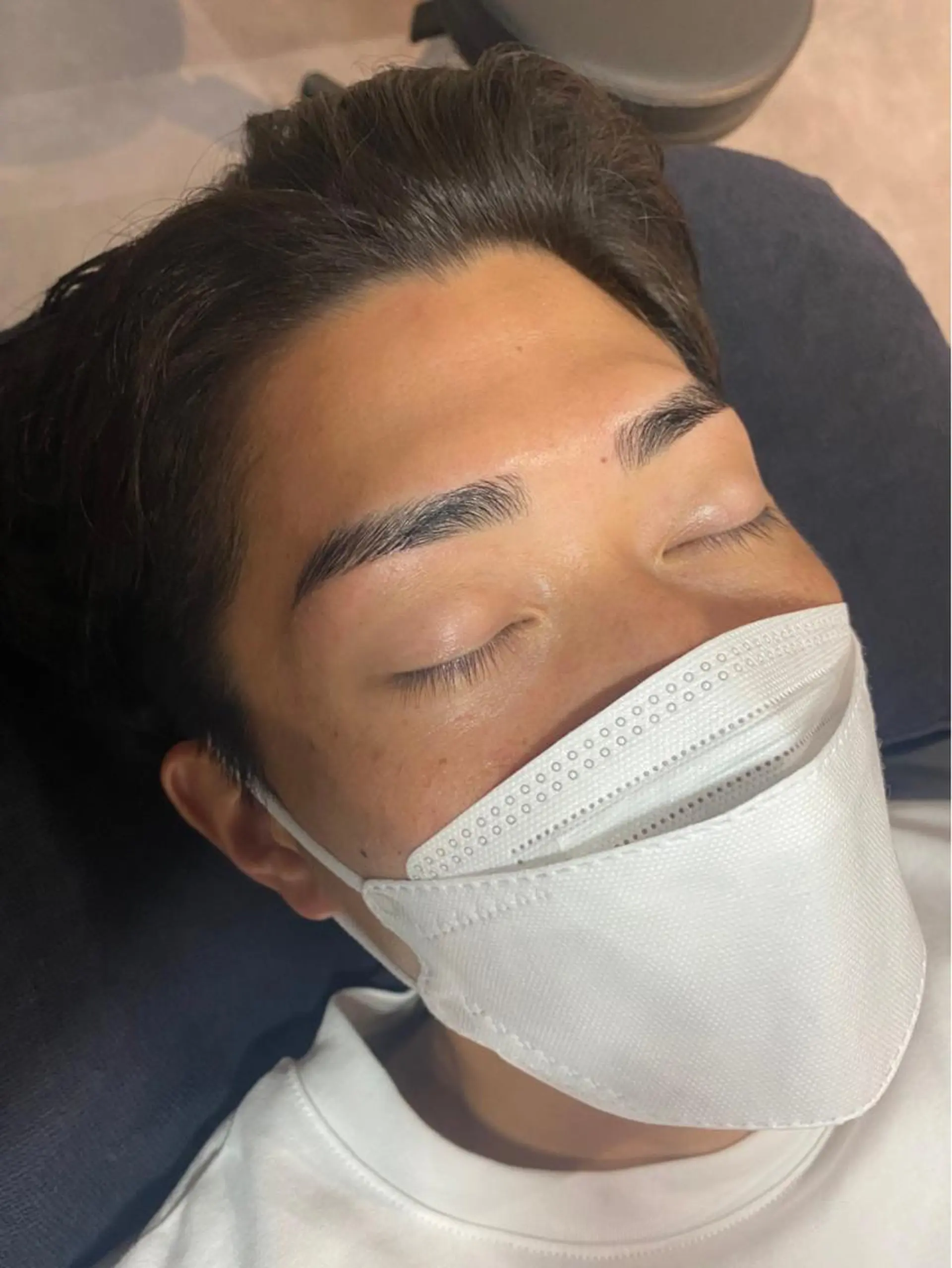 アイブロウ N GLIDEの眉毛・アイブロウイメージ