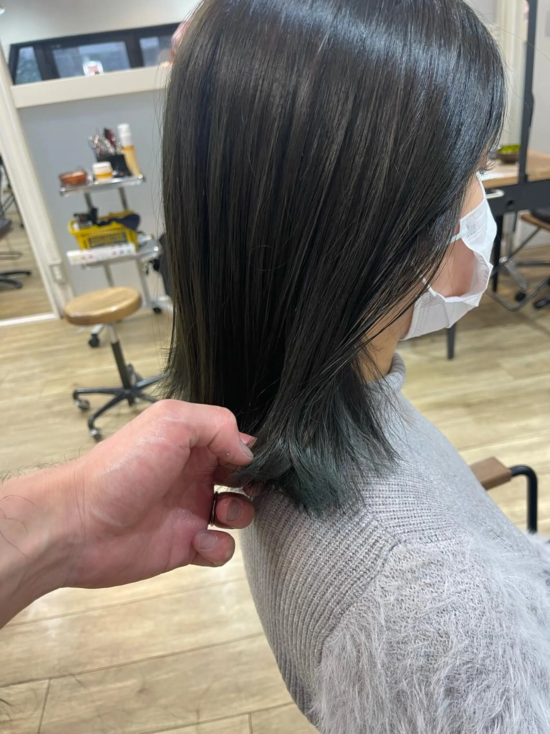 カラー 四ッ井 翔のヘアスタイル