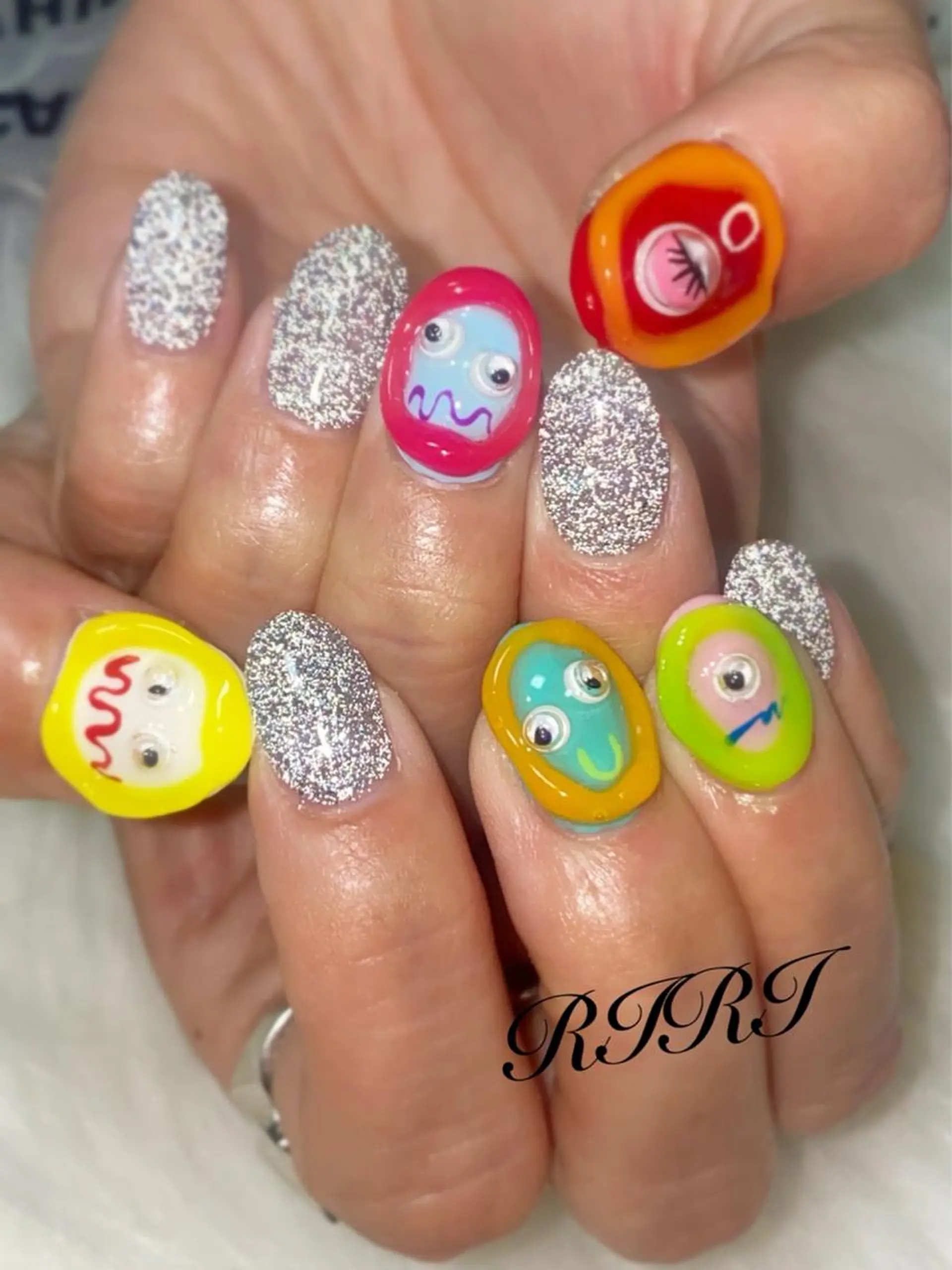 ネイル ハンドネイル riri オーナーのネイルデザイン