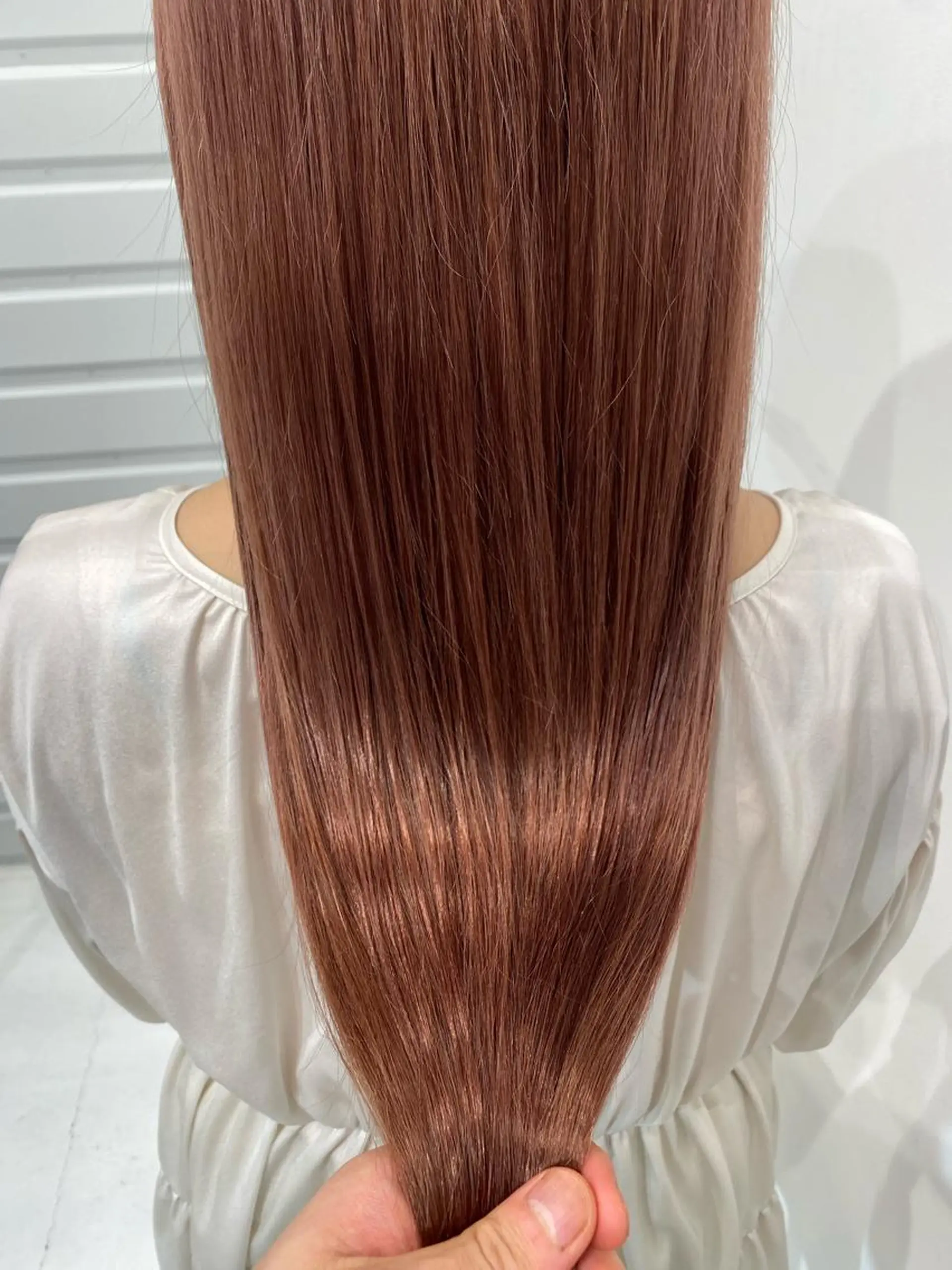 ロング カラー ベージュカラー ピンクカラー ピンクベージュ ハイトーンエフェクト ブリーチいち丸のヘアスタイル