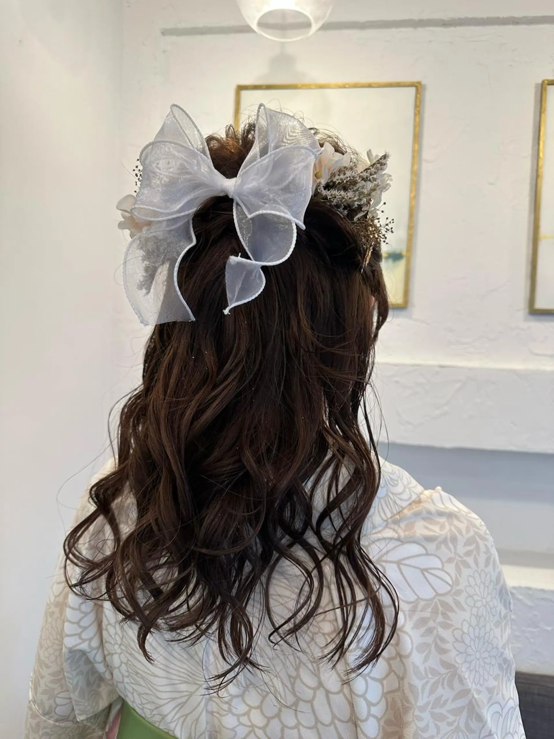 ヘアアレンジ 卒業式のヘアスタイル sato ayaka ｜透明感カラー🫧のヘアスタイル