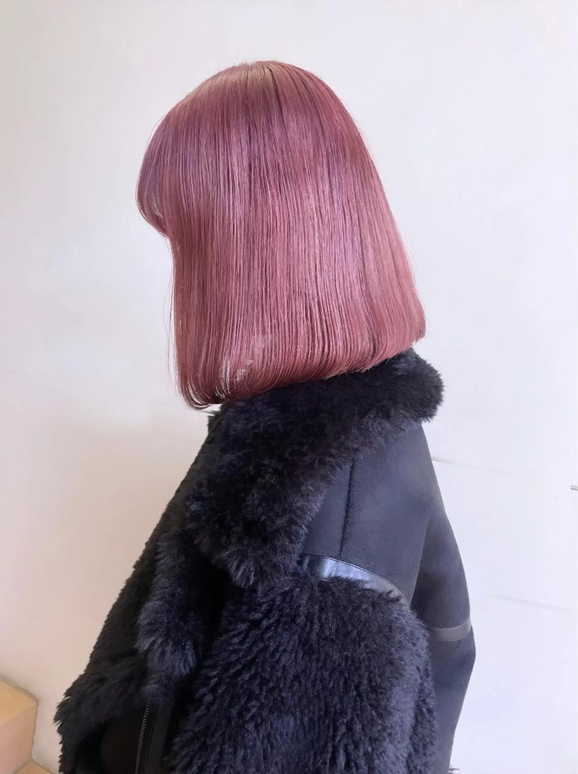 ミディアム カラー 河西 彩香/ブリーチカラーのヘアスタイル