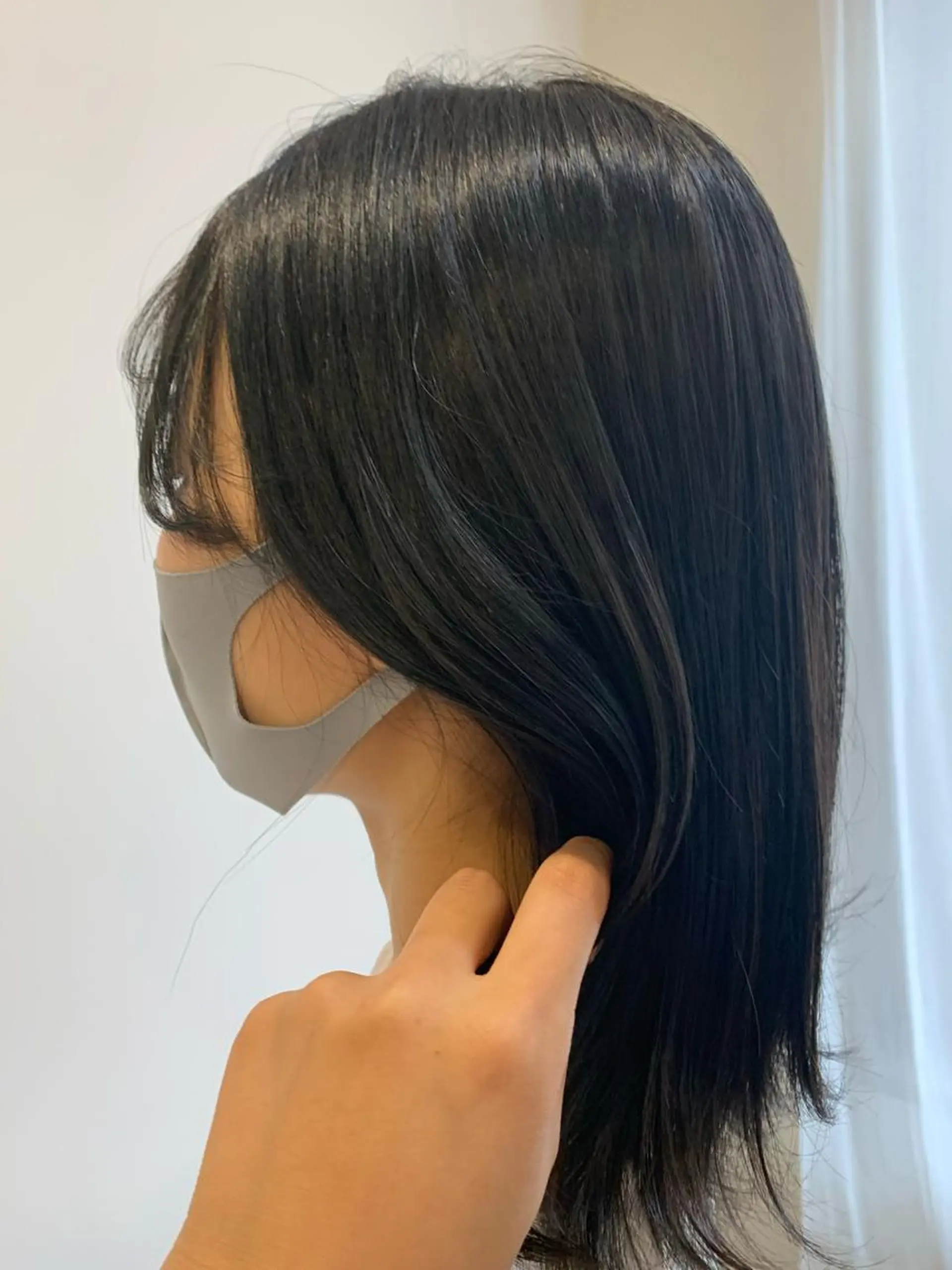 ミディアム カラー ダークグレー ダークグレージュ グレージュ 韓国🇰🇷髪質改善 Chisaki치사키のヘアスタイル