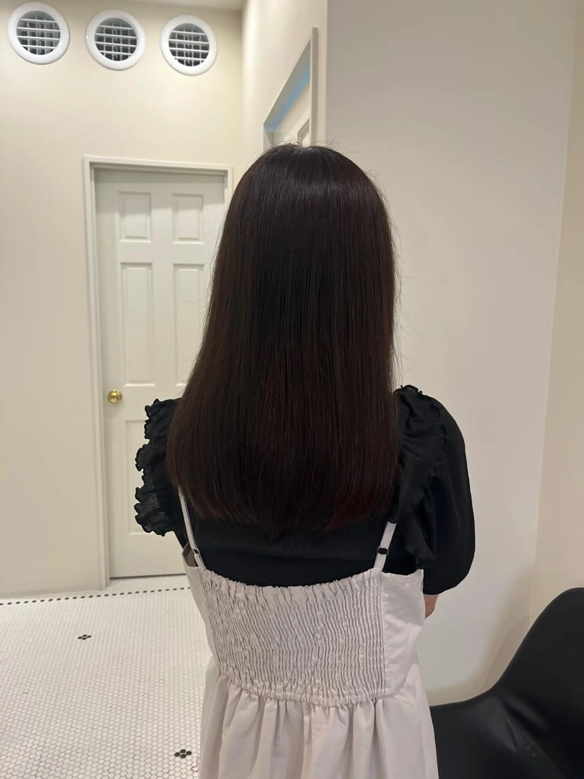 ロング トリートメント りく　レイヤーカット ケアブリーチのヘアスタイル