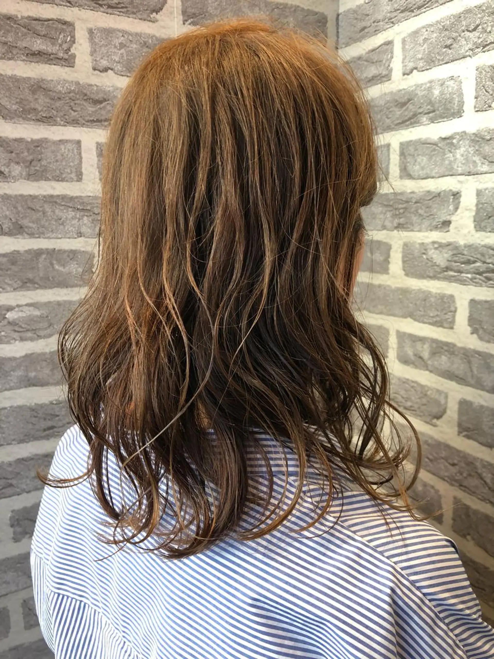 ミディアム カラー ベージュカラー Earth岩槻店 YAGIのヘアスタイル