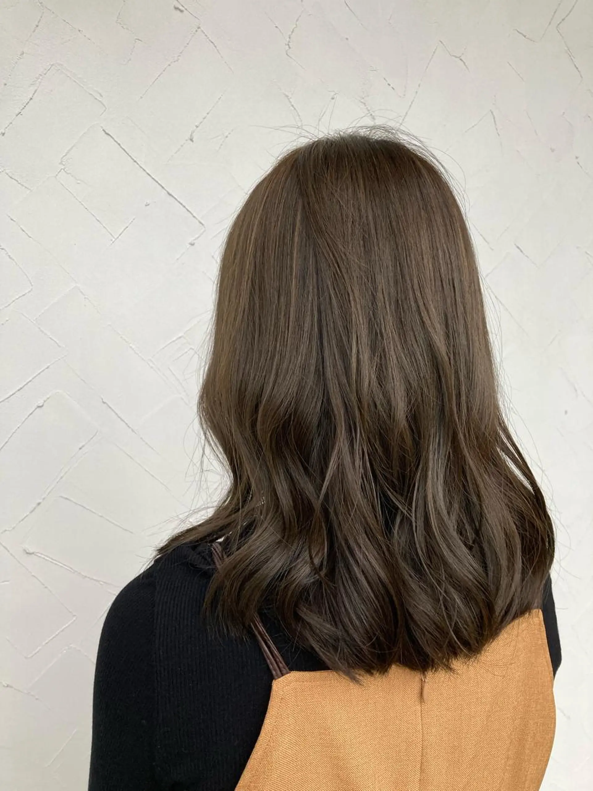 セミロング カラー カット ヘアカラー トリートメント ヘッドスパ よこつか あみのヘアスタイル