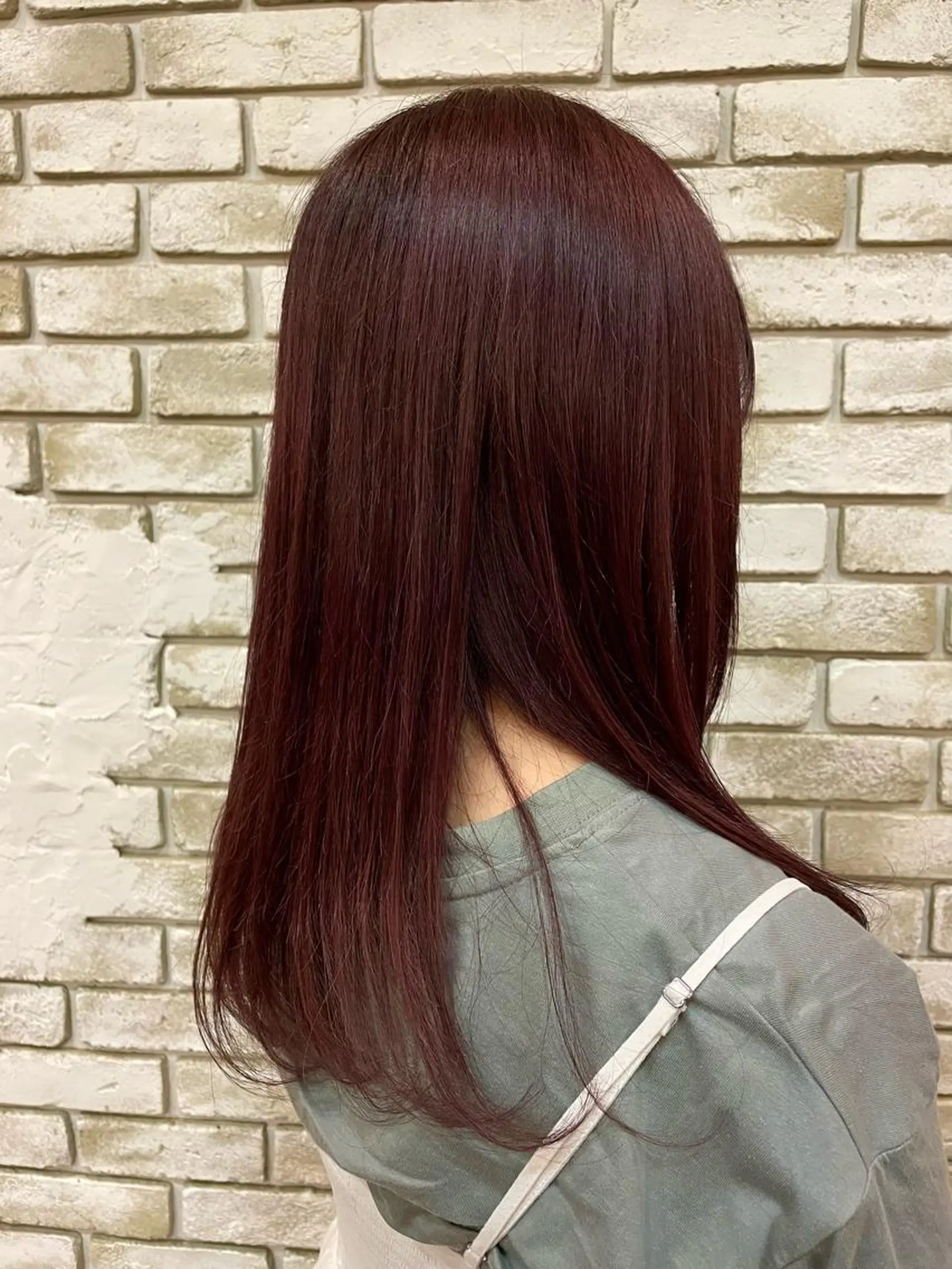 カラー Ayumi/艶カラー /レイヤー/ネイルのヘアスタイル