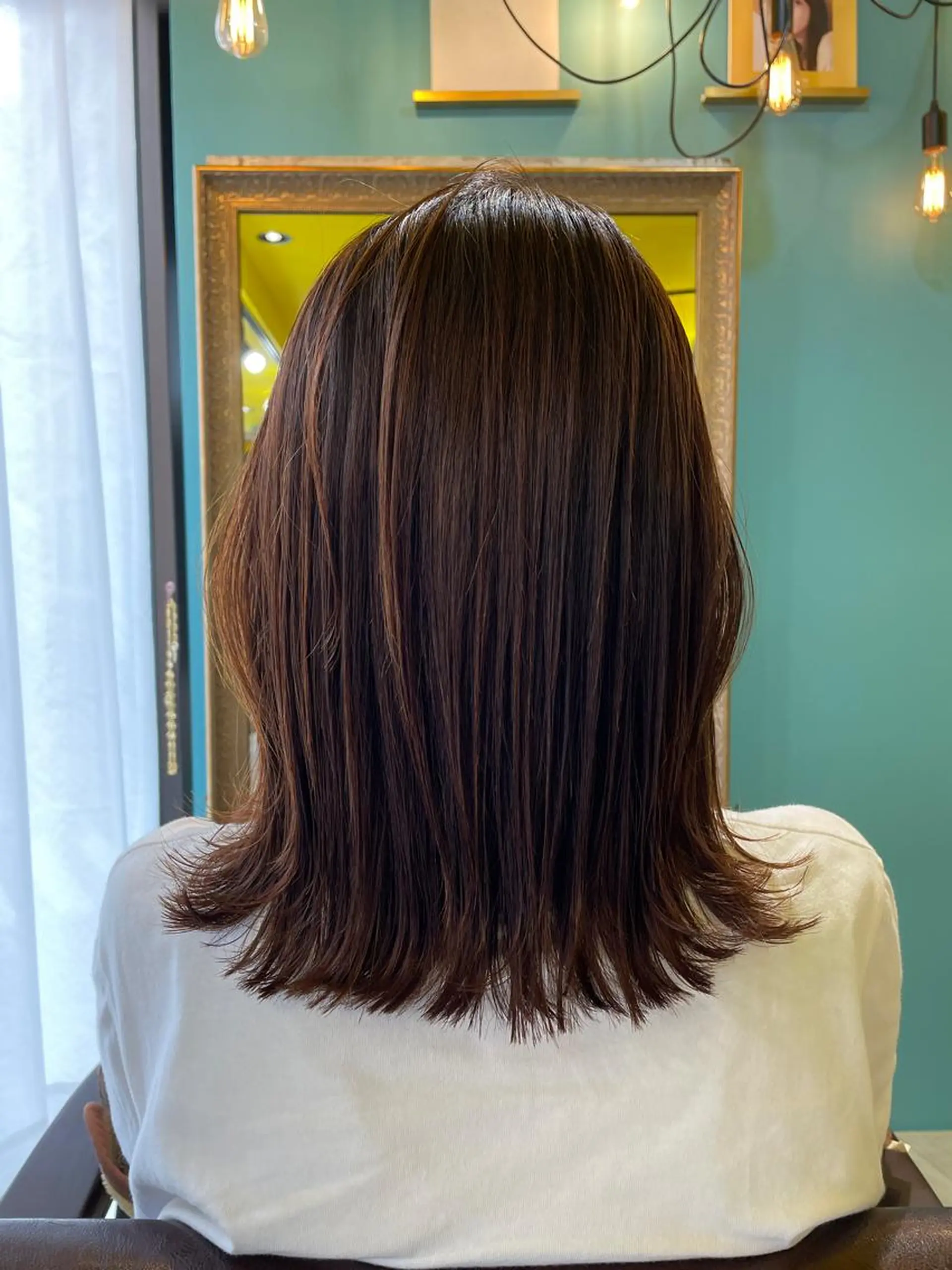 セミロング カット ヘアカラー 縮毛矯正 トリートメント 末石 智のヘアスタイル