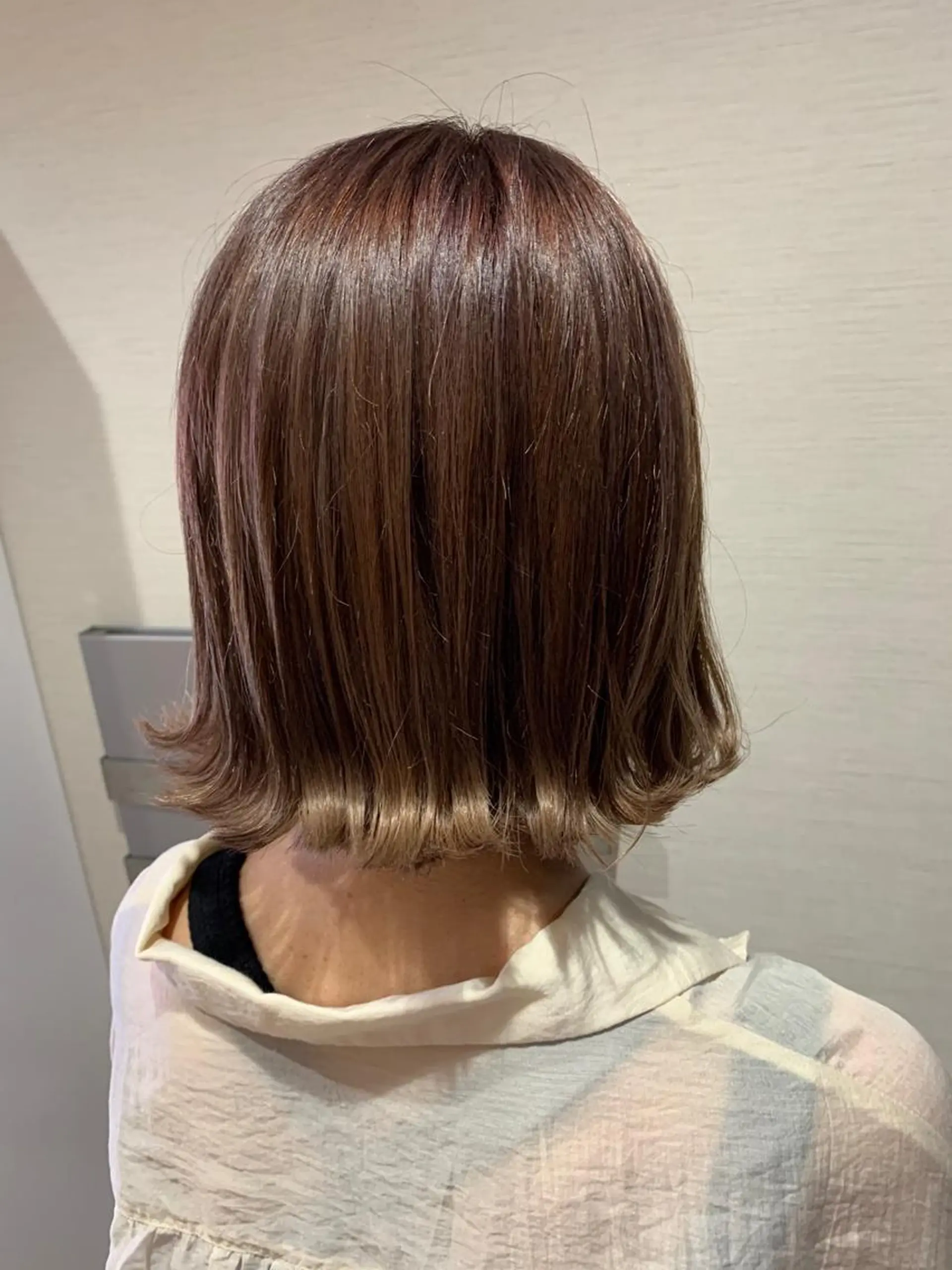 ショート カラー 蓮見  友里のヘアスタイル