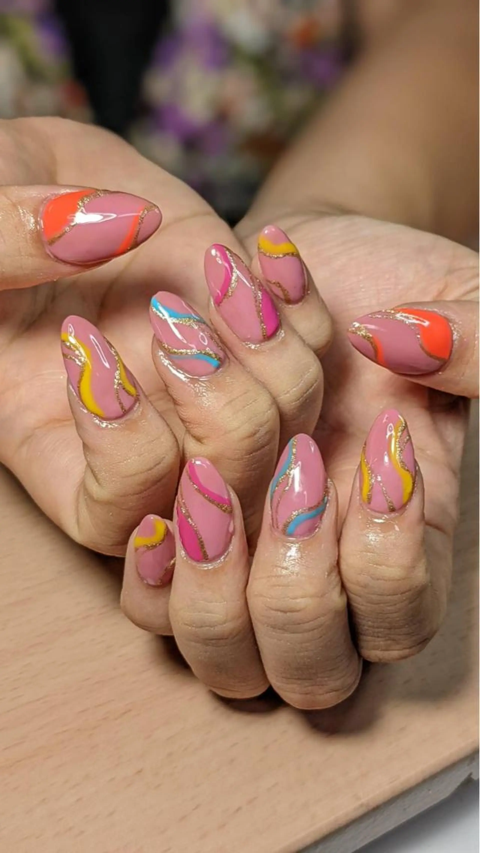 ネイル フラワー ムーンのネイルデザイン