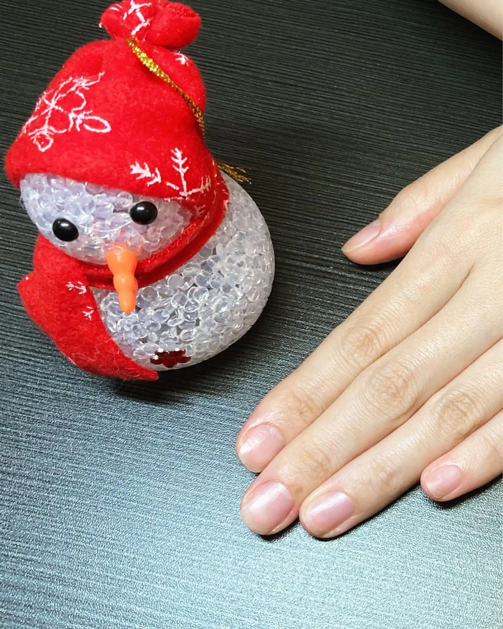 ネイル 赤色 ケアリスト🍀 マリユキのネイルデザイン