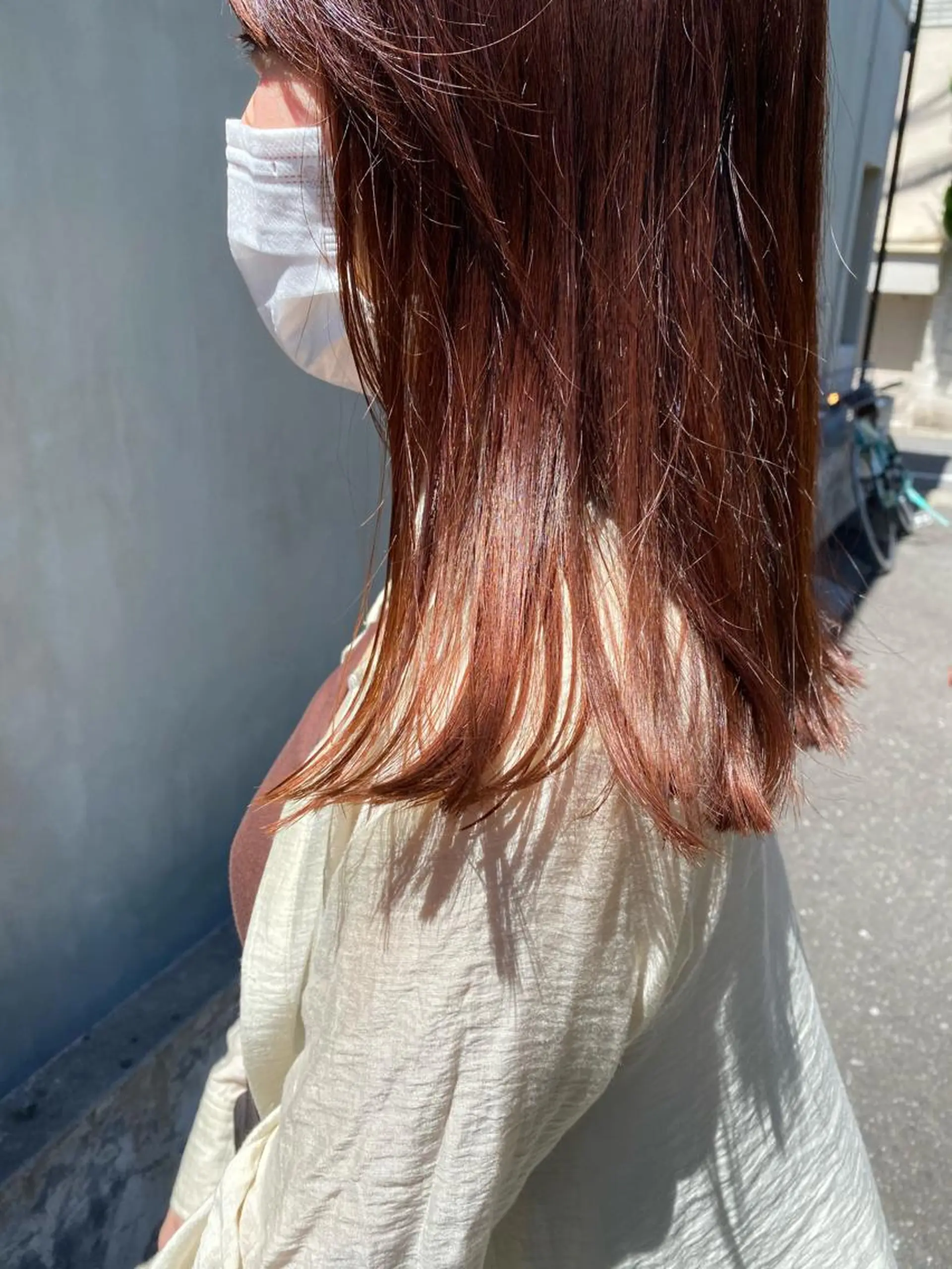 セミロング カラー パーマ ヘアアレンジ キッズ ネイル マツエク・マツパ ベージュカラー ブリーチ オレンジ オレンジベージュ カラーマツエク インナーカラー/ KANAのヘアスタイル