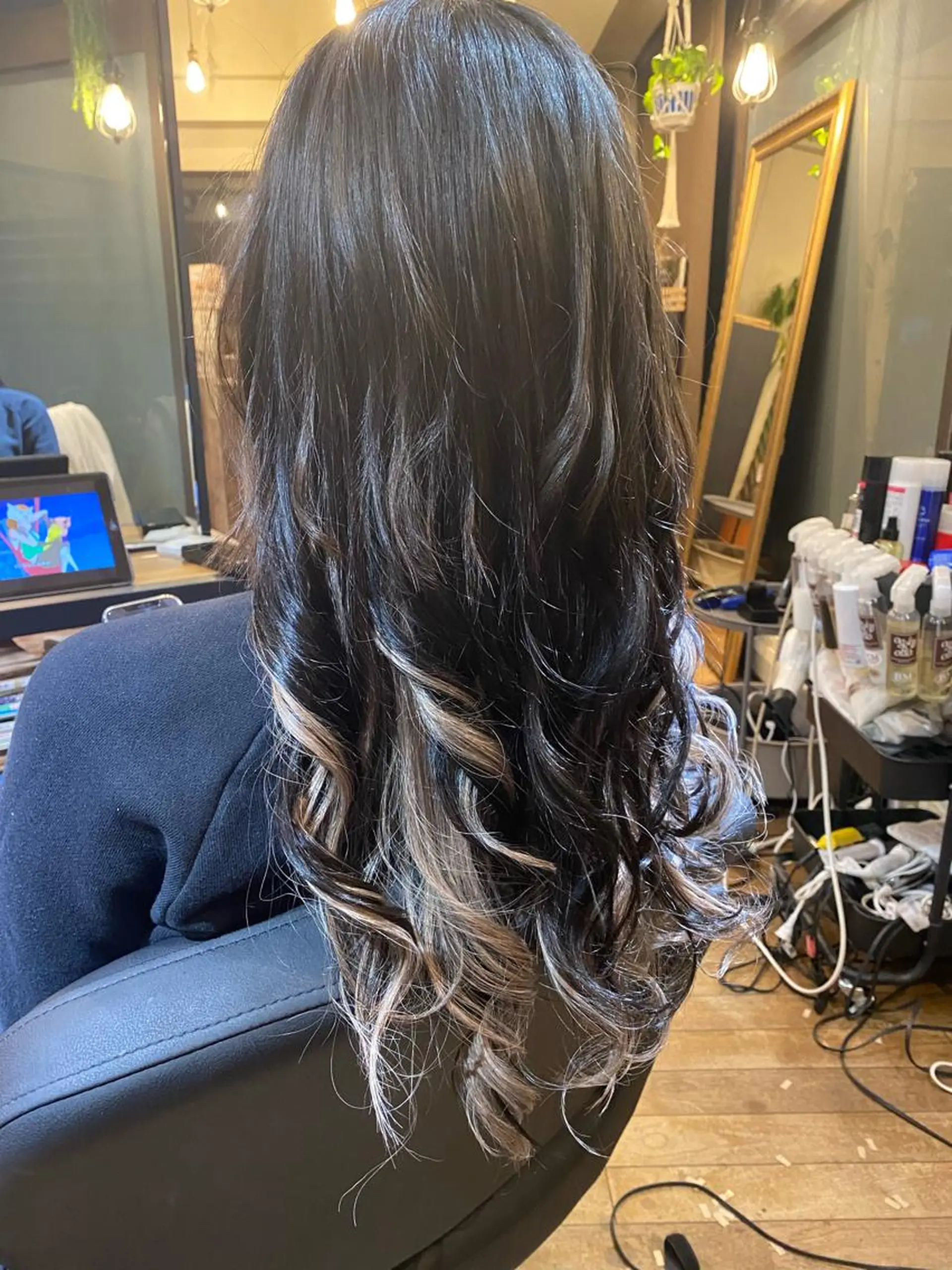 ロング 吉川 眞之亮のヘアスタイル