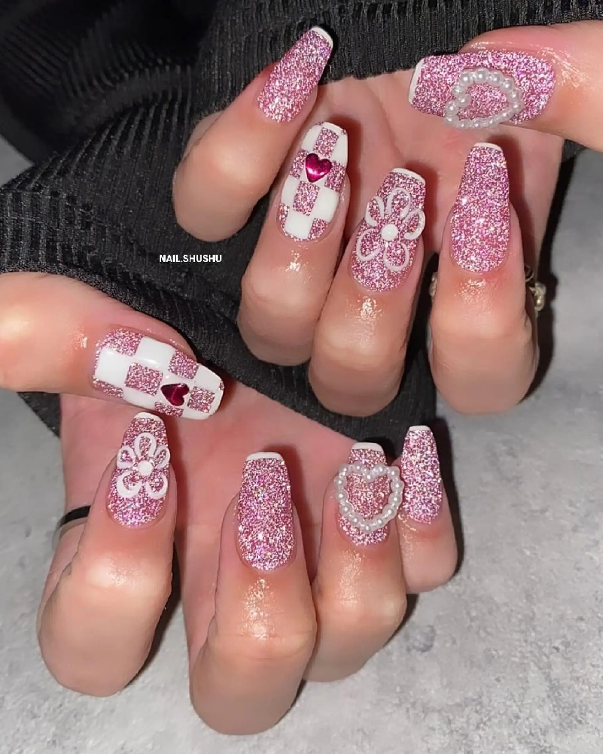 ネイル 持ち込み ニュアンスネイル オフィスネイル ワンカラーネイル シンプルネイル 3dパーツ/流行り 👧shushu❤️のネイルデザイン