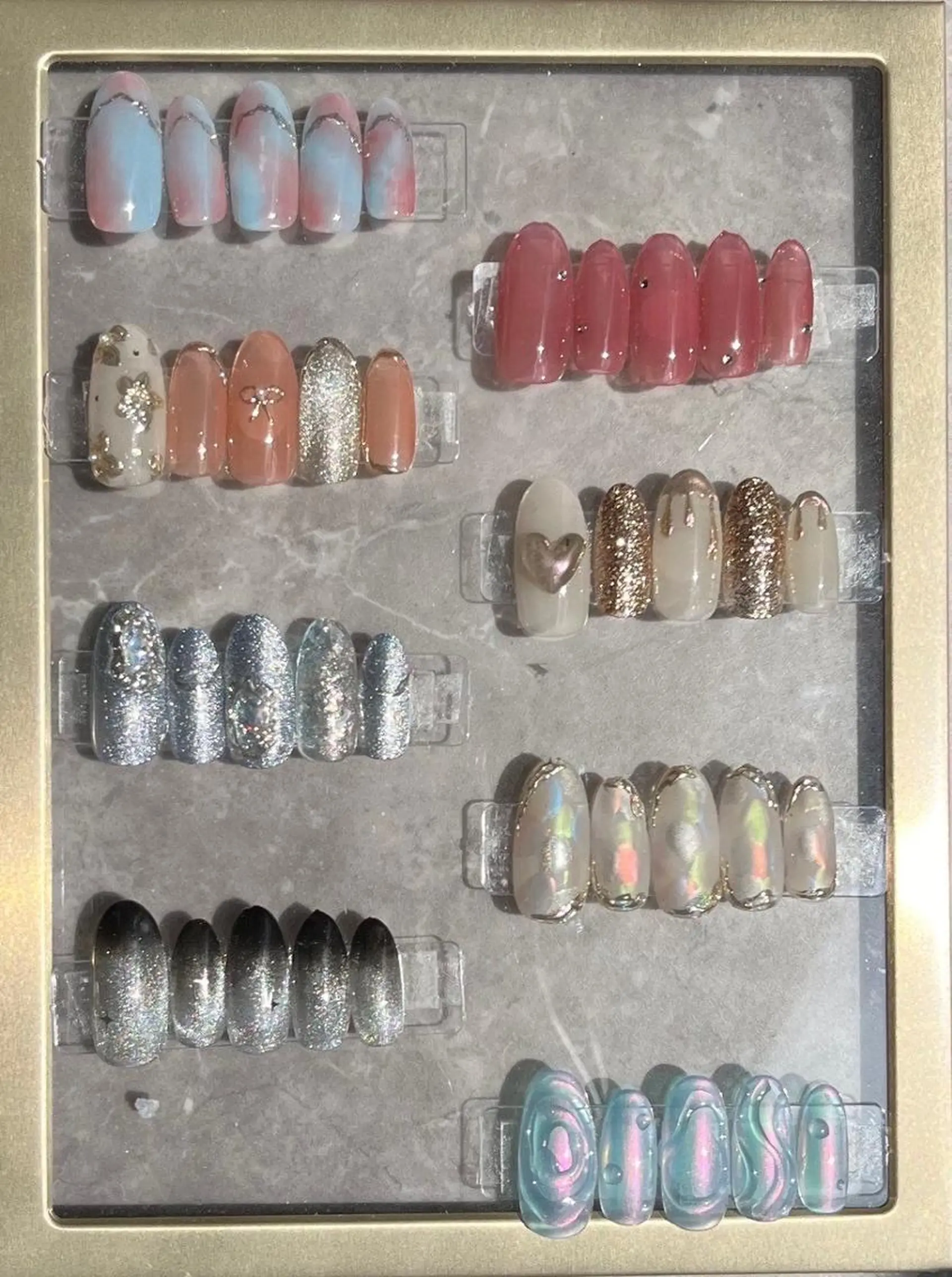 ネイル elu ：nail＆eyeのネイルデザイン