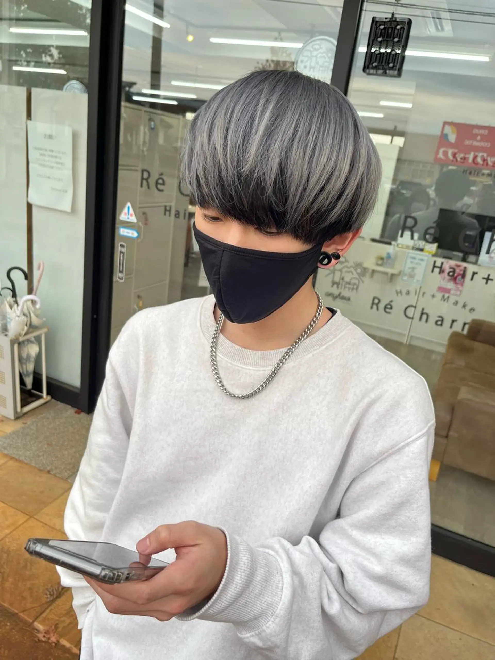 ショート カラー メンズ メンズブリーチ ブリーチ シルバー ヘアカラー 🌙磯野 風香🌙 ReCharme新保のヘアスタイル