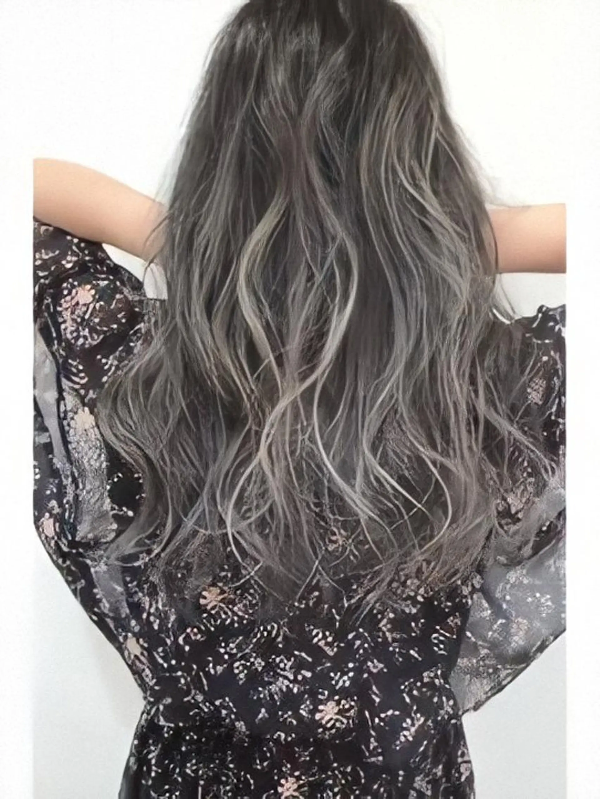 ミディアム カラー ハイライトカラー ハイライト ヘアカラー トリートメント ケア剤オタク×海外 ヘア長谷川裕起のヘアスタイル