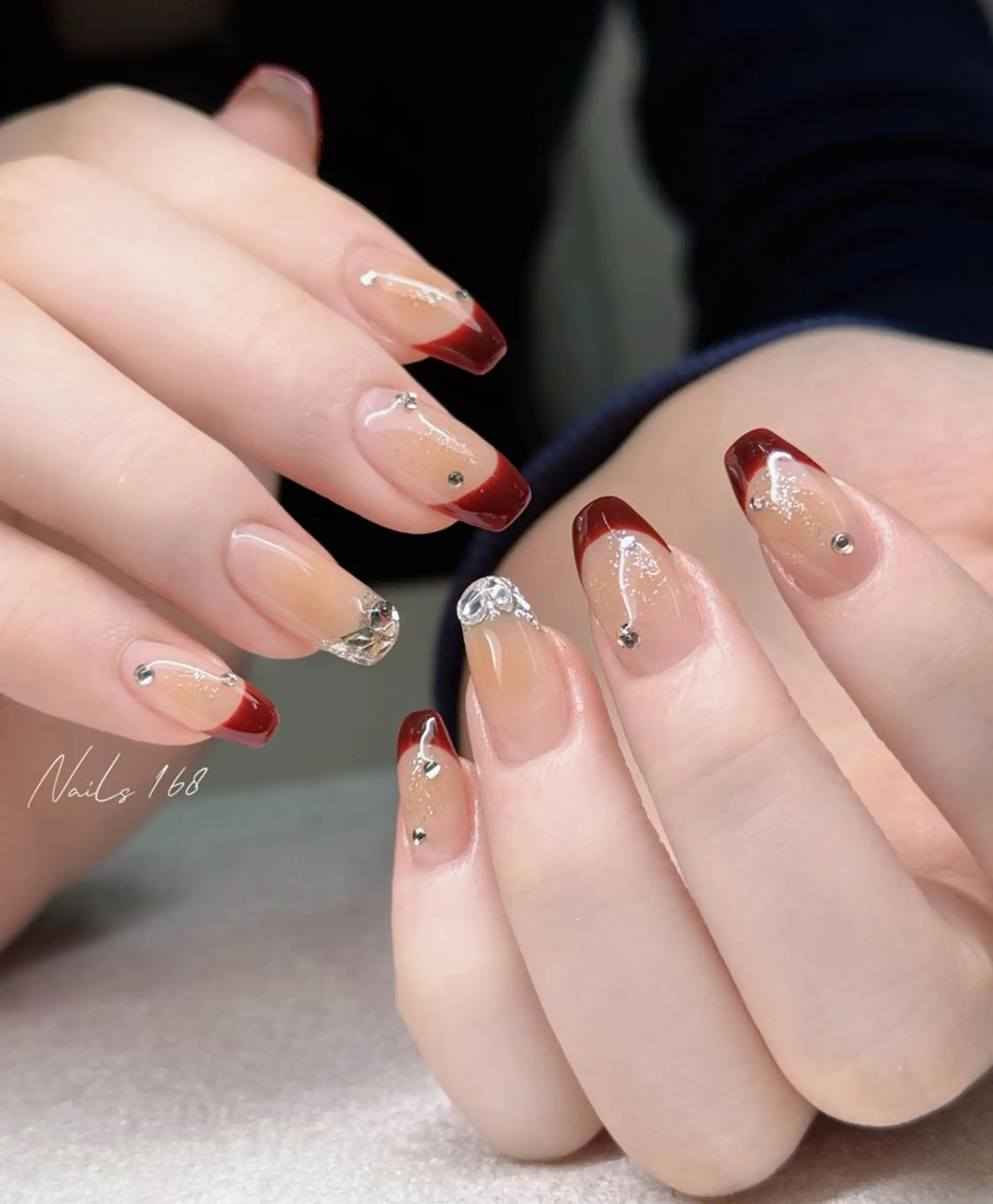 ネイル フットネイル ジェルネイル マグネットネイル 持ち込み ワンカラーネイル ハンドネイル ANA 168 池袋のネイルデザイン