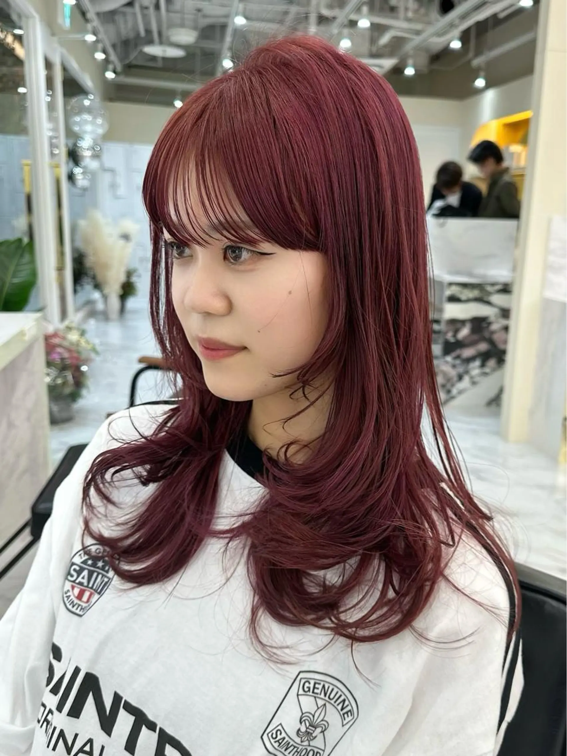 セミロング カラー パーマ ヘアアレンジ キッズ ネイル マツエク・マツパ アイブロウ セミロングパーマ ベージュカラー 黒髪 ブリーチ ブルーカラー カット ヘアカラー トリートメント ニシダヒカリ🌙 髪質改善×似合わせのヘアスタイル