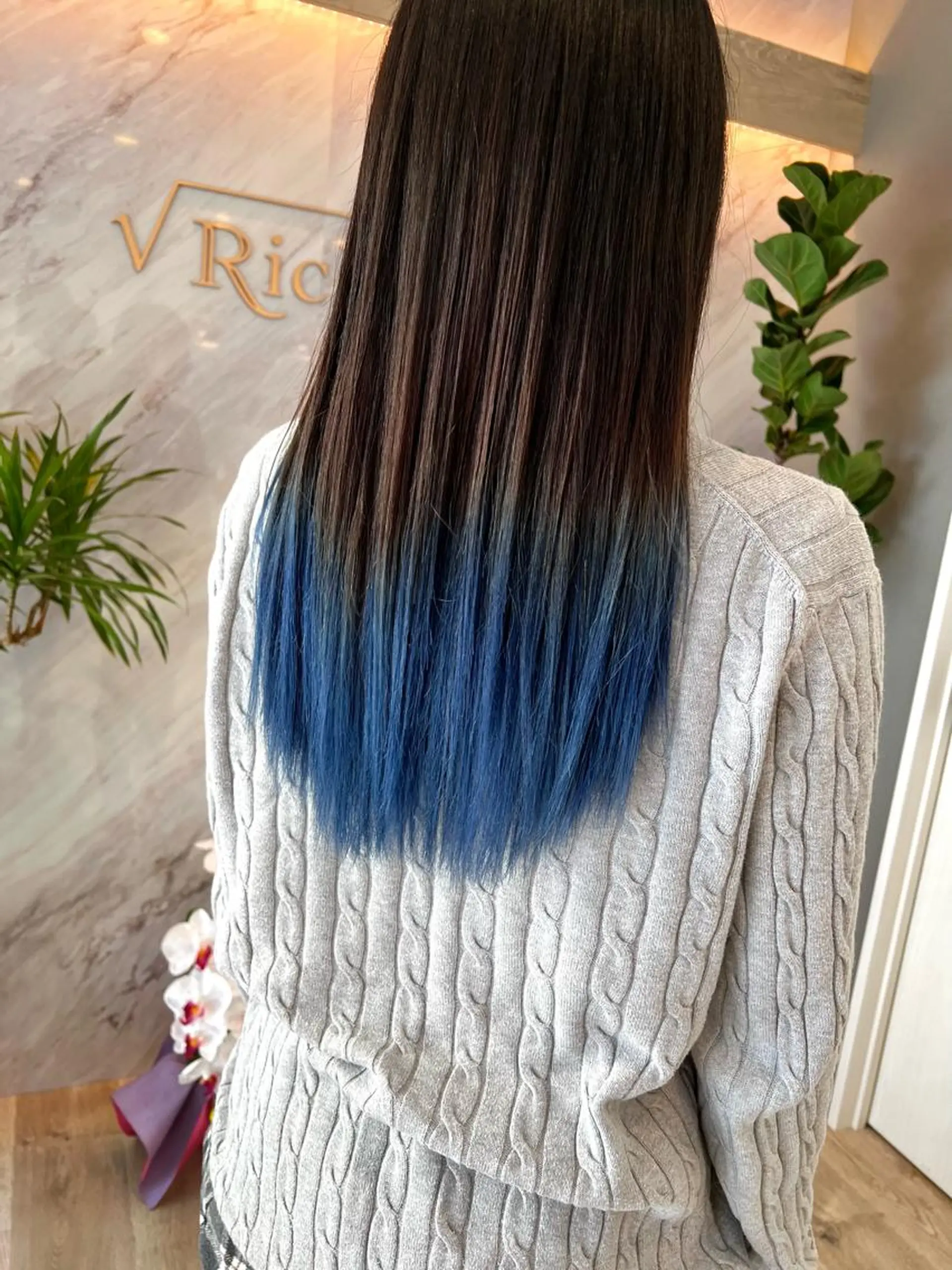 セミロング カット ヘアカラー トリートメント ブリーチ毛に縮毛矯正 ✨カラー✨山田 正幸のヘアスタイル