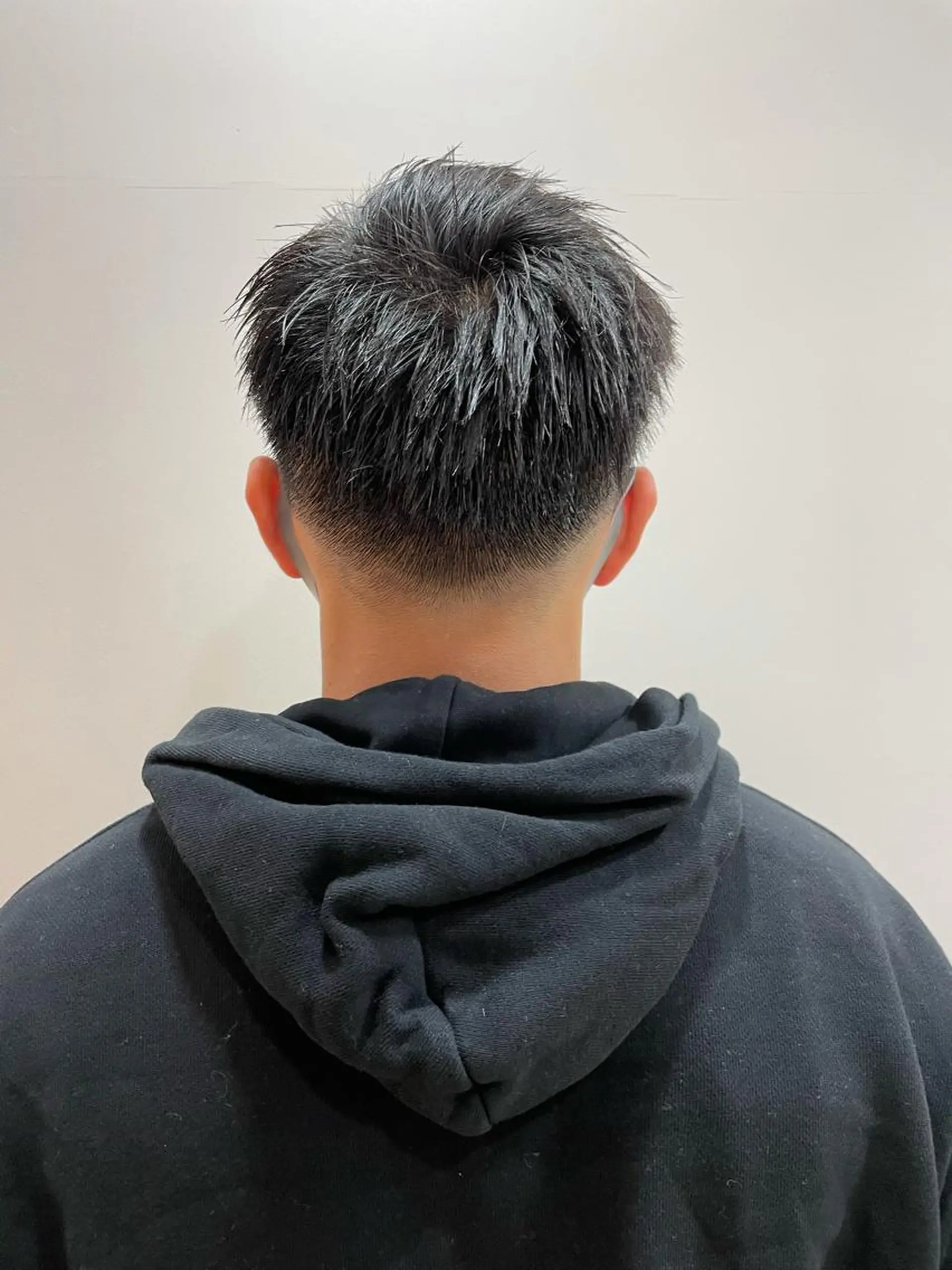 ショート カラー パーマ メンズ フェードカット 小鹿理紗 和光市のヘアスタイル