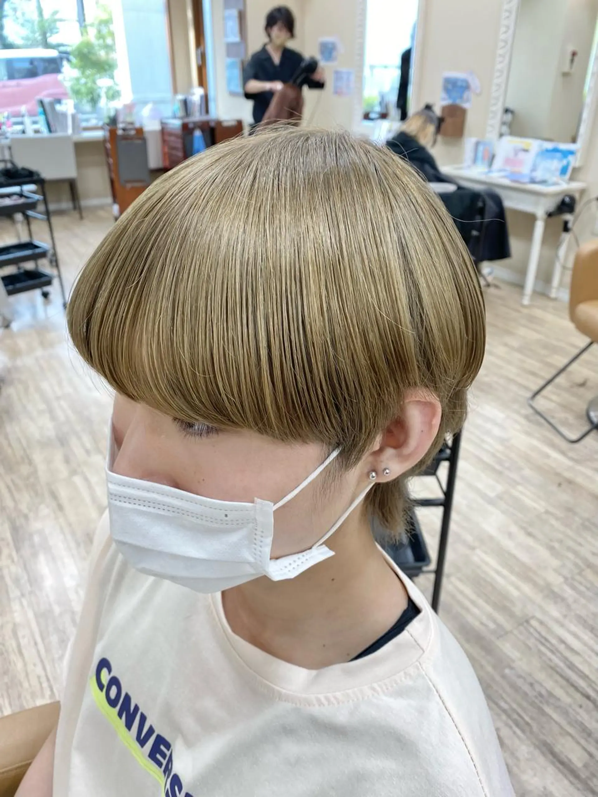 カラー SALOWIN栄 高須大貴のヘアスタイル