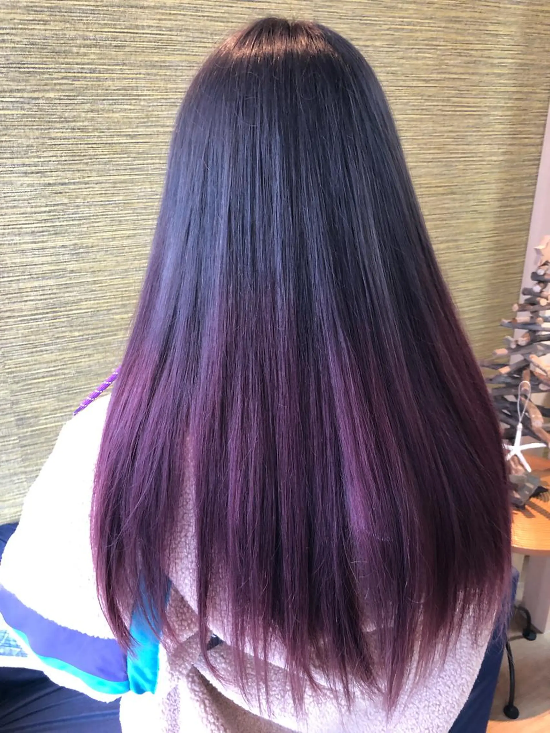 ロング カラー アッシュ ブリーチ ブルーカラー ブルーアッシュ グラデーションカラー yoriko ♪のヘアスタイル